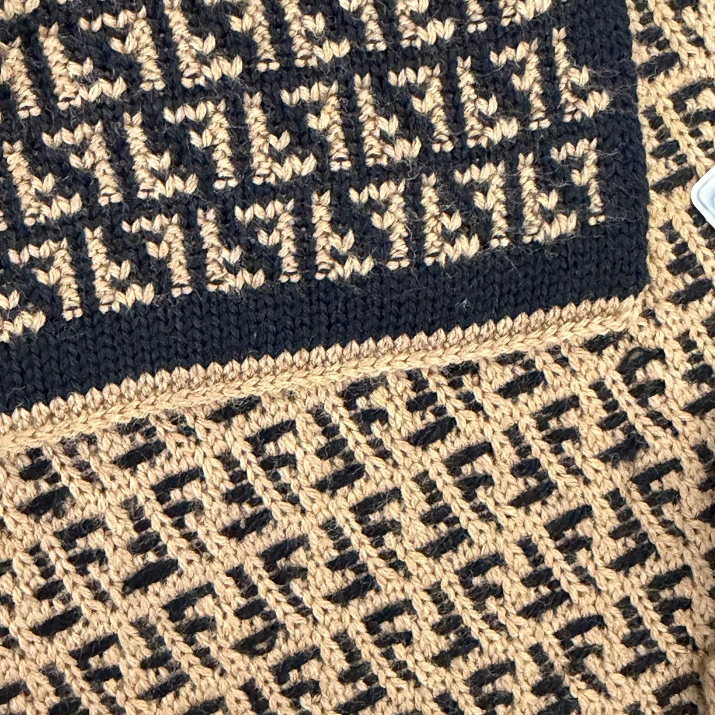 Fendi Fendi Monogram Embroidered Wool Scarf Size ONE SIZE - 5 Thumbnail