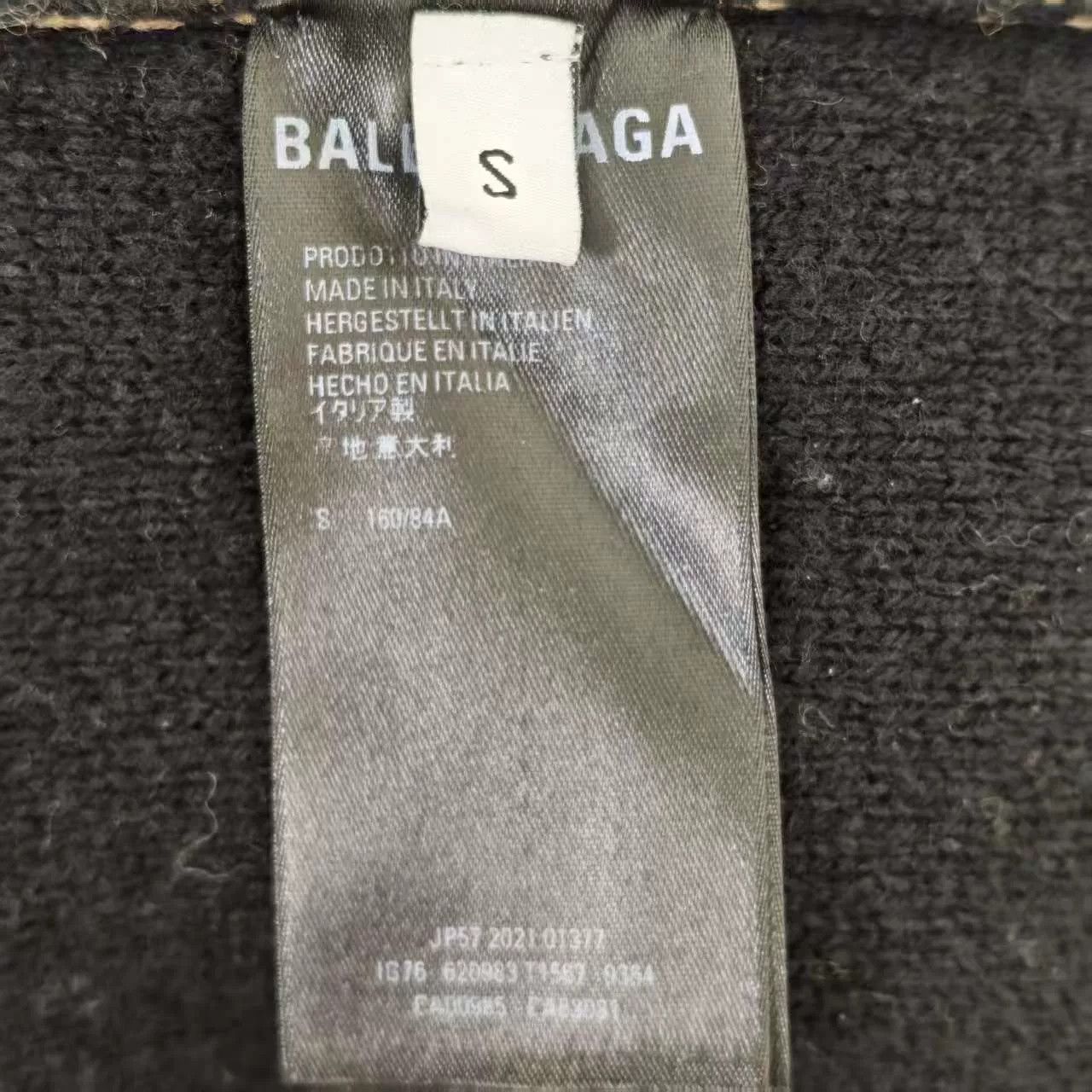 Balenciaga Balenciaga Logo Knit Sweater Size Small Size US S / EU 44-46 / 1 - 5 Thumbnail