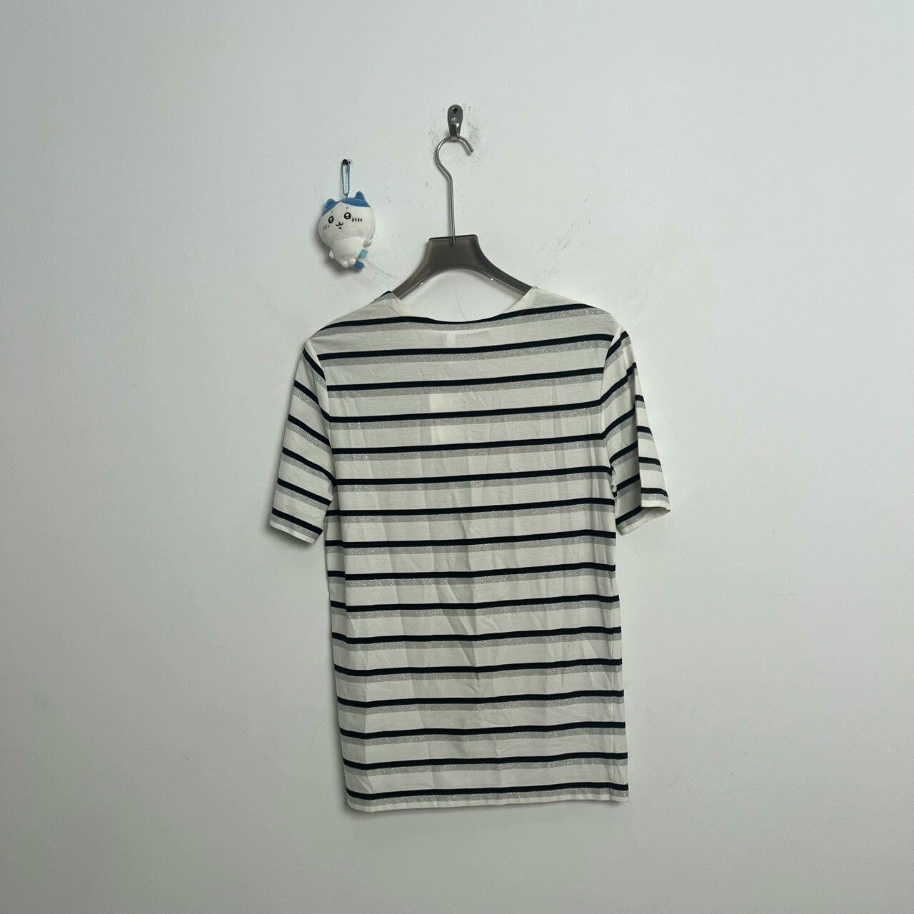 Louis Vuitton Louis Vuitton Striped Embroidered Logo T-Shirt Size US S / EU 44-46 / 1 - 2 Thumbnail