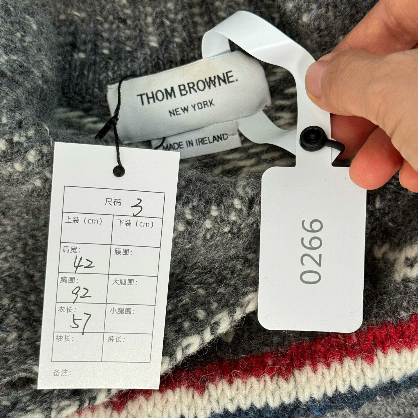 Thom Browne Thom Browne Colorful Snowflake Sweater Size 3 Size US L / EU 52-54 / 3 - 3 Thumbnail