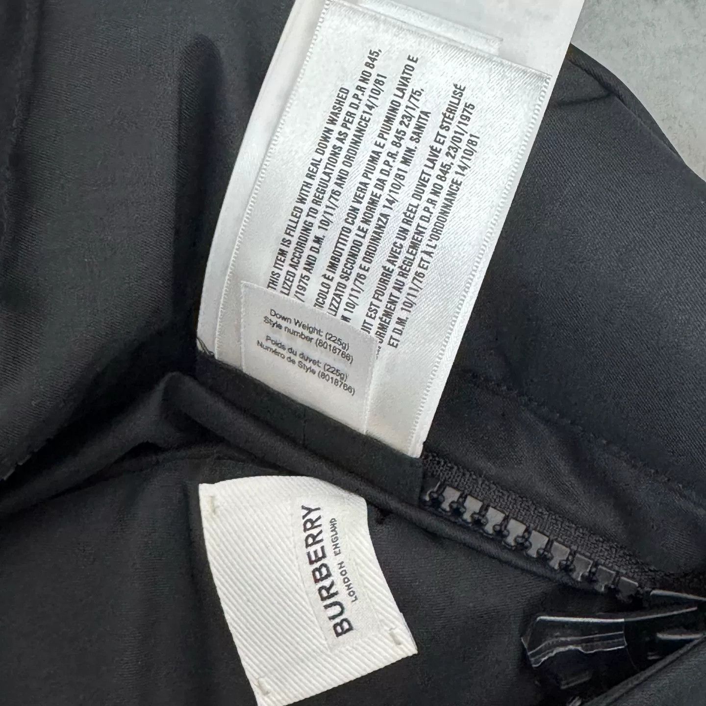 Burberry Burberry Plaid Colorblock Reversible Down Jacket Size US S / EU 44-46 / 1 - 5 Thumbnail