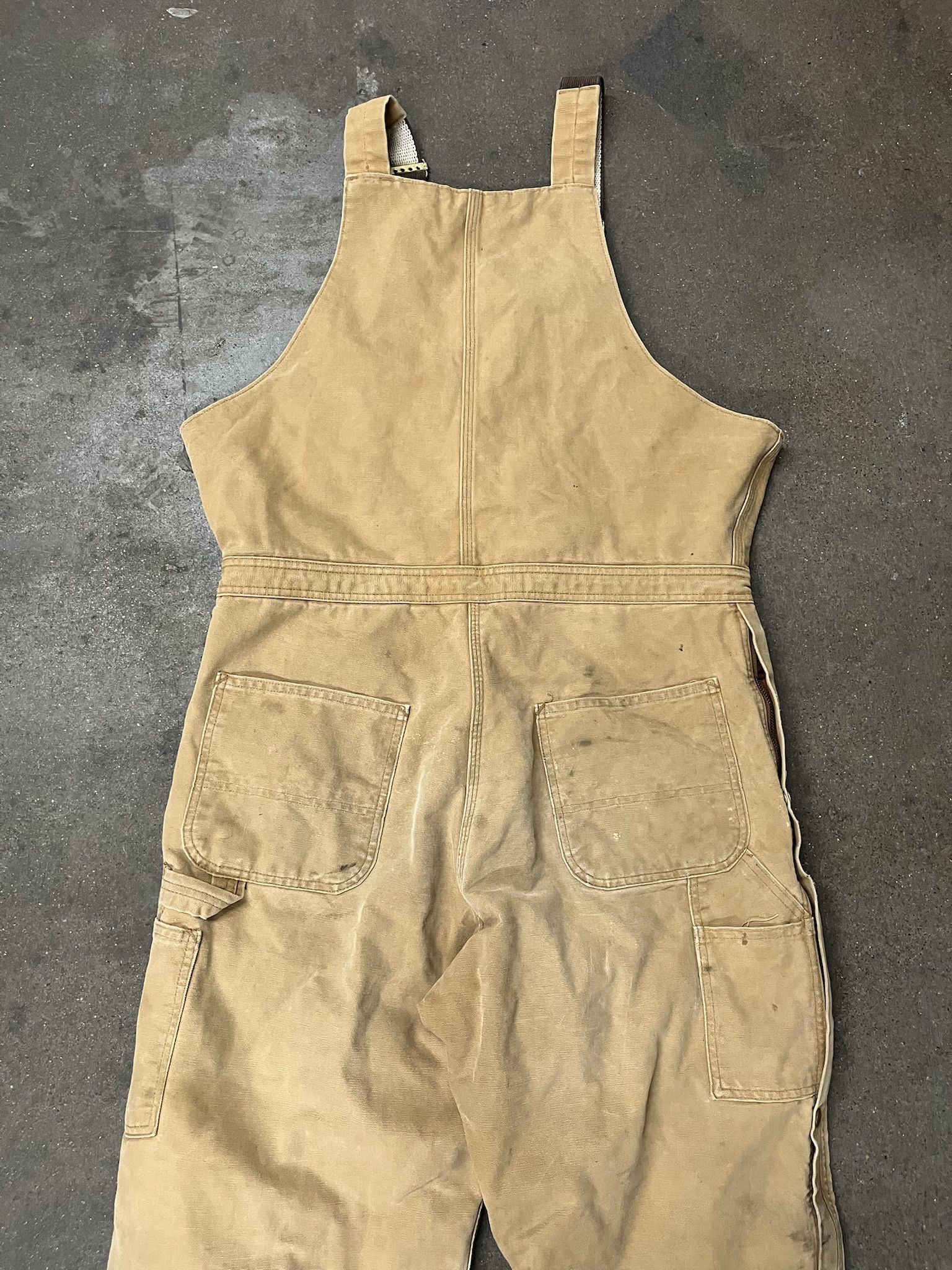 Carhartt × Vintage Vintage 1990s Carhartt Paint Distressed Canvas Heavy Quilted Workwear Overalls Size L Size US L / EU 52-54 / 3 - 6 Thumbnail