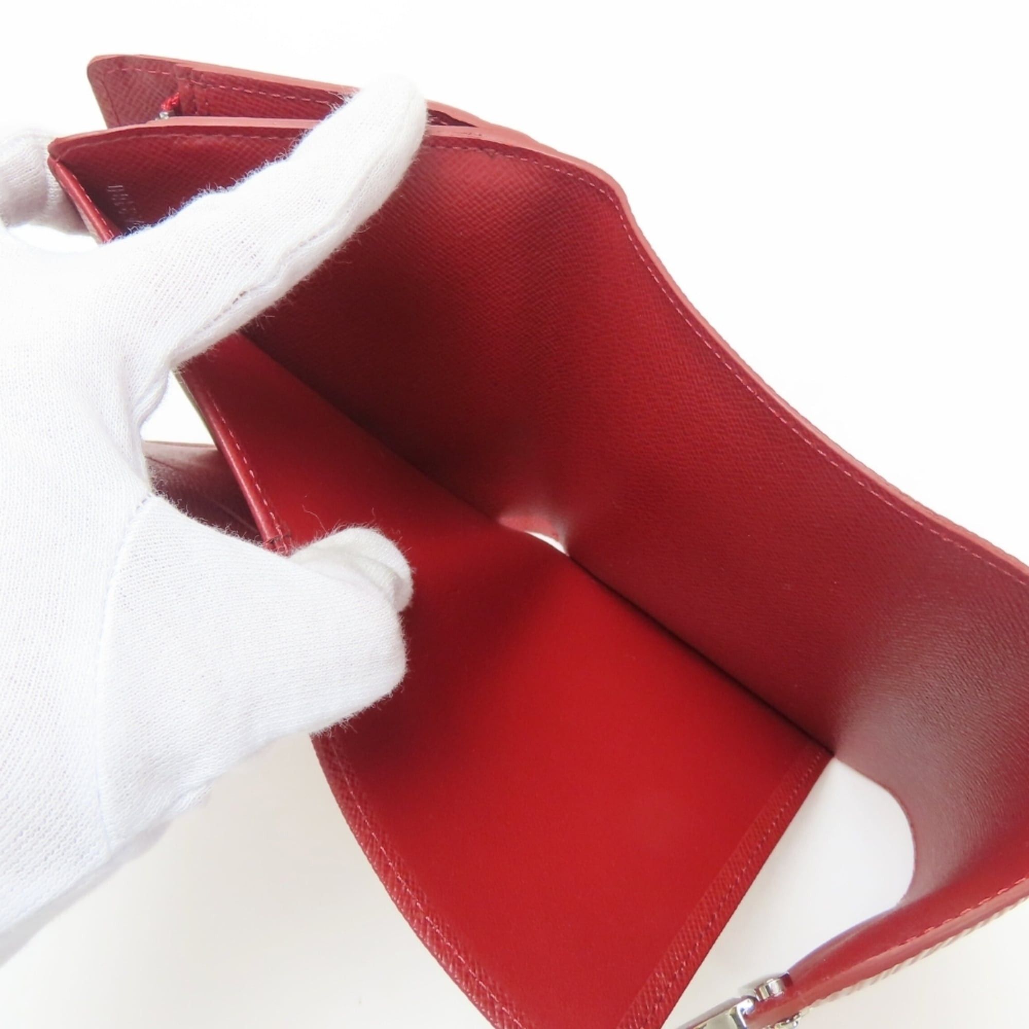 Louis Vuitton Louis Vuitton Portefeuille Joy Tri-fold Wallet M6658M Epi Leather Ruby with Silver Hardware Women's LOUIS VUITTON Size ONE SIZE - 19 Thumbnail