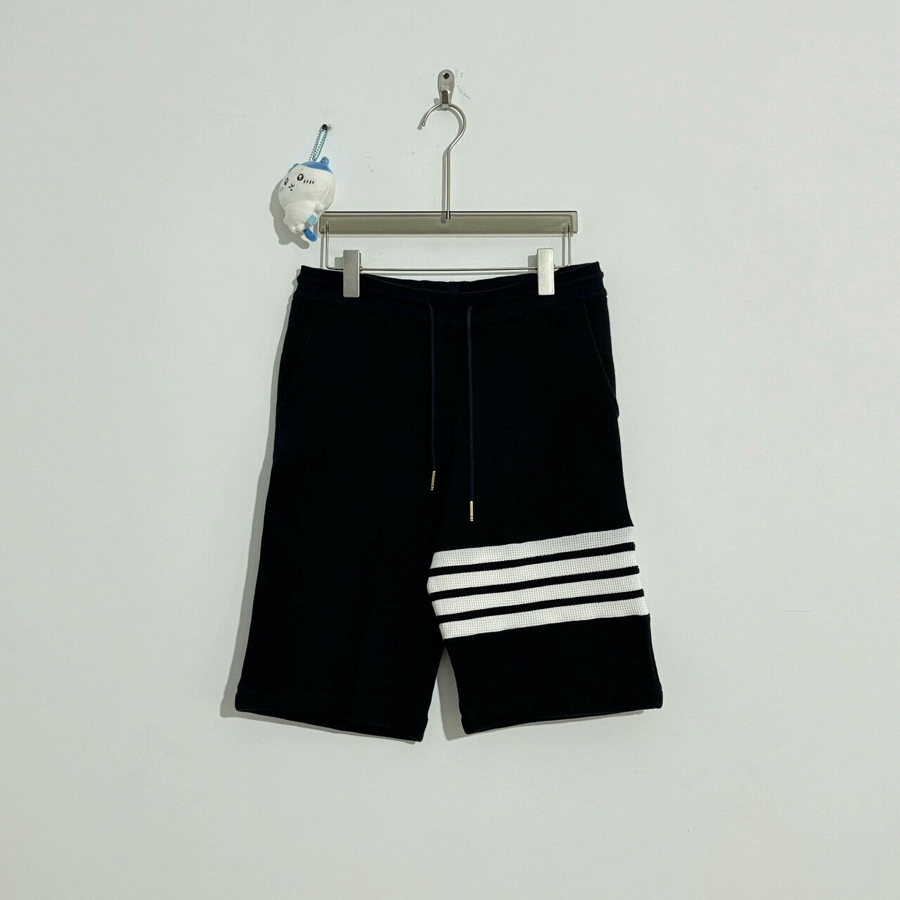 Thom Browne Thom Browne Navy Waffle Stripe Shorts Size 2 Size US 26 / EU 42 - 2 Thumbnail