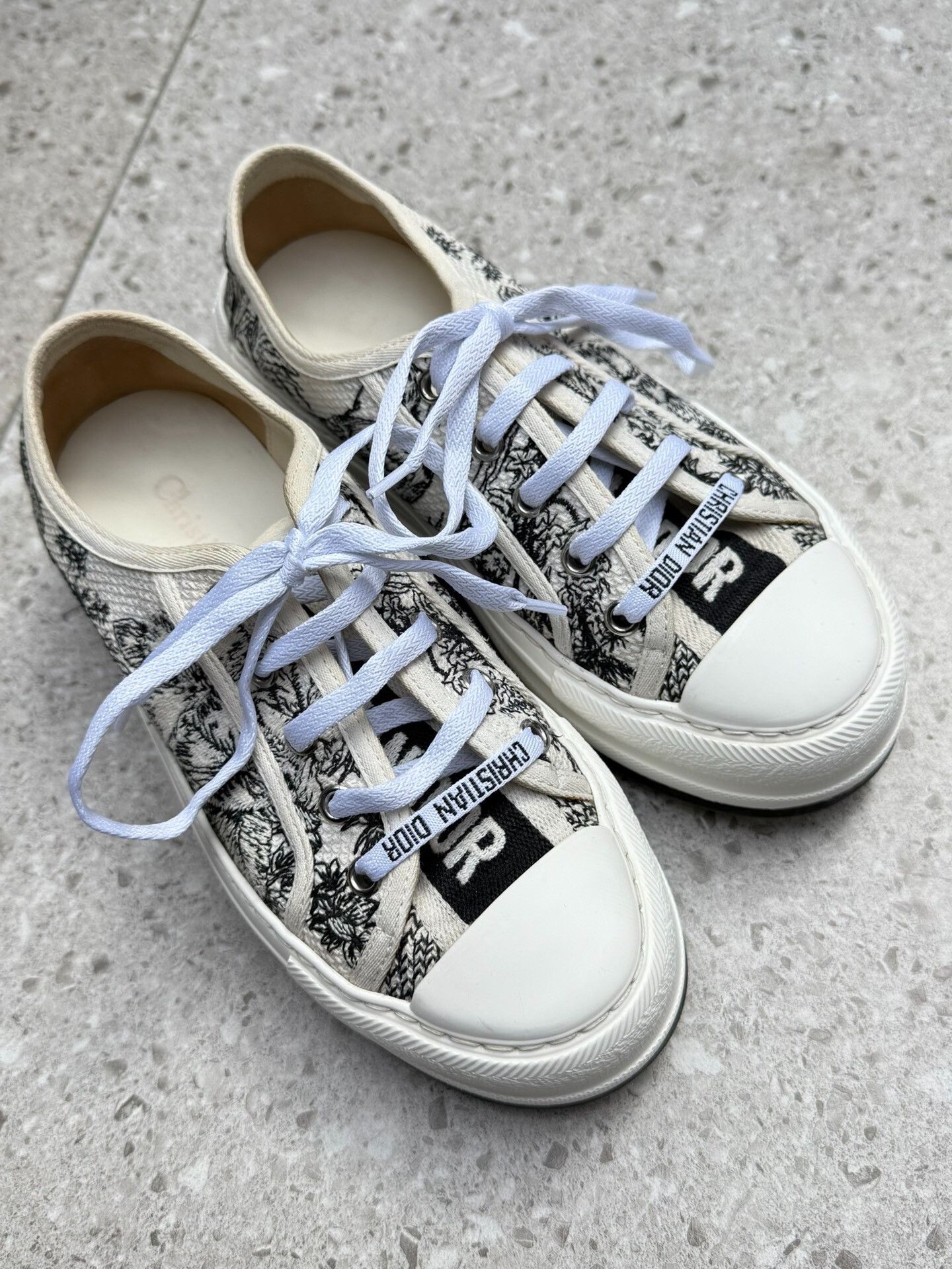 Dior Dior Women's Shoes Size 35.5 Size US 4.5 / IT 34.5 - 4 Thumbnail