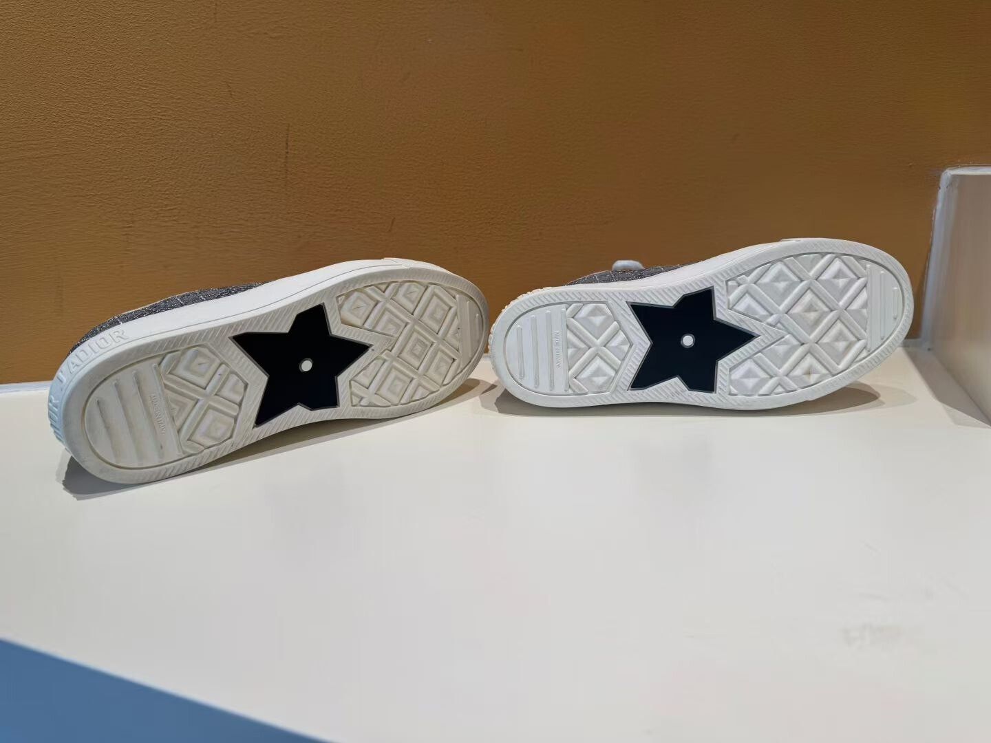 Dior Dior Women’s Sneakers Size 35.5 Size US 4.5 / IT 34.5 - 4 Thumbnail
