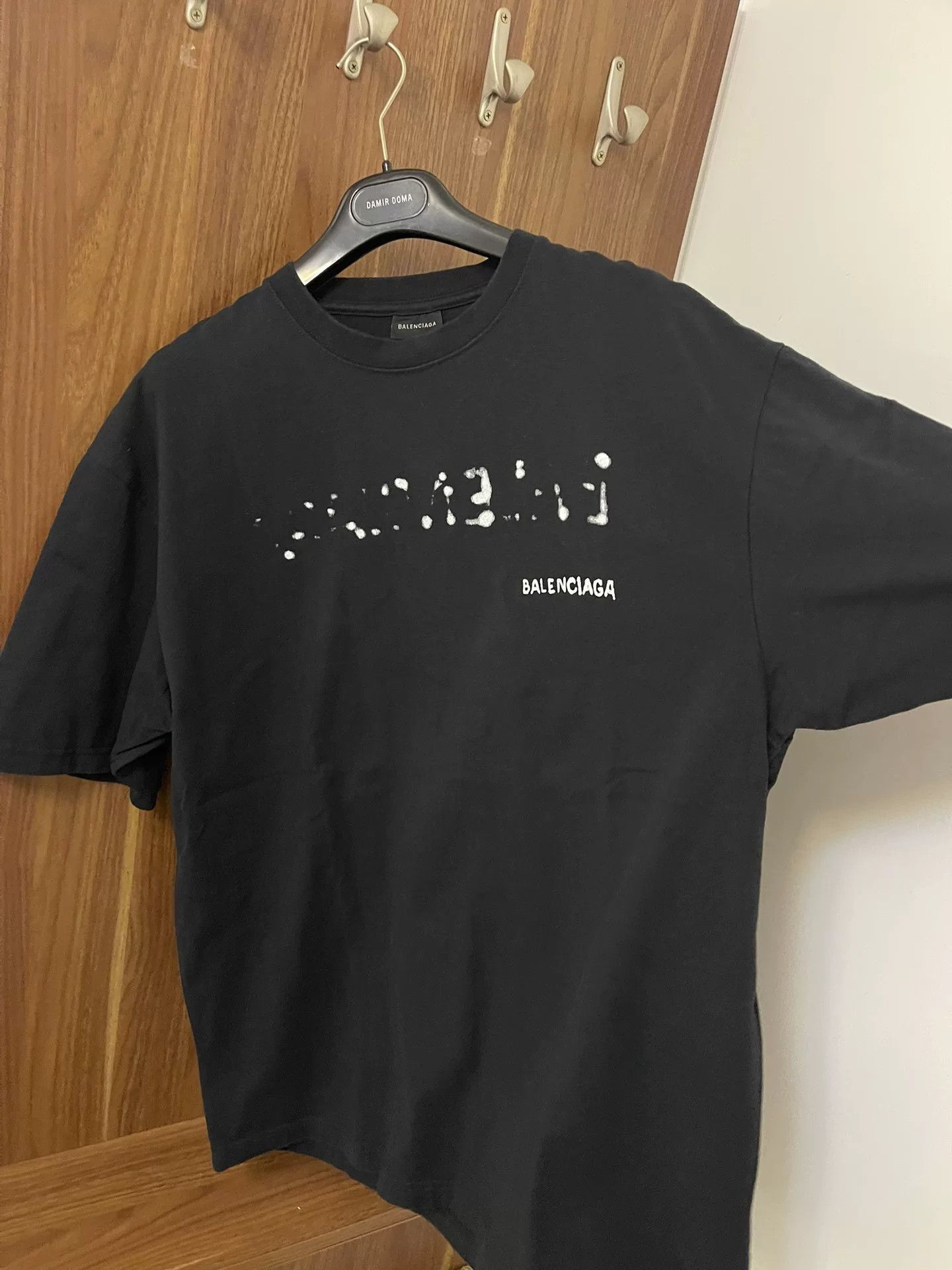 Balenciaga Balenciaga Men's Black T-Shirt Size US L / EU 52-54 / 3 - 5 Thumbnail