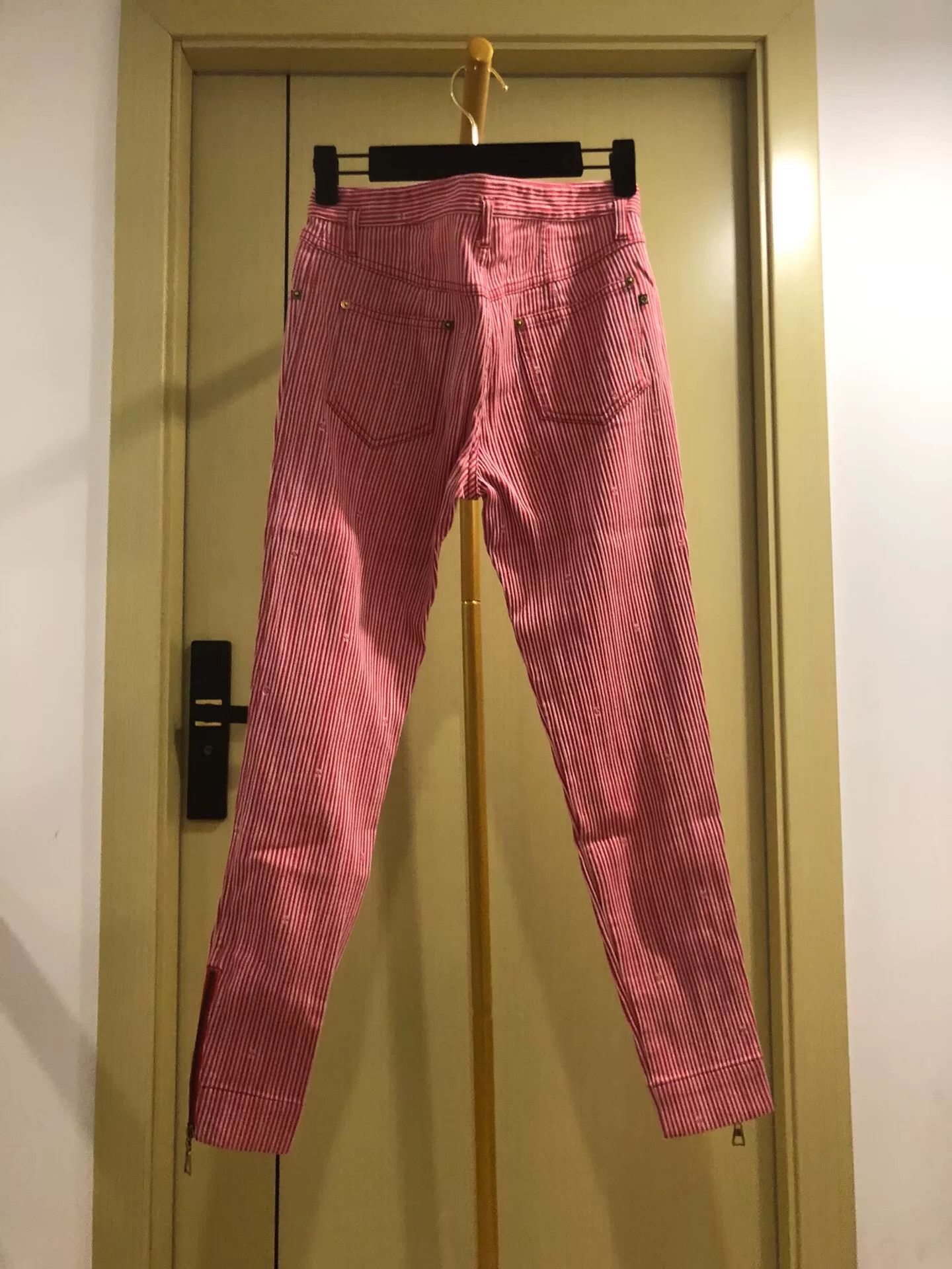 Louis Vuitton Louis Vuitton Red and White Striped Pants Size 40" / US 18 - 6 Thumbnail