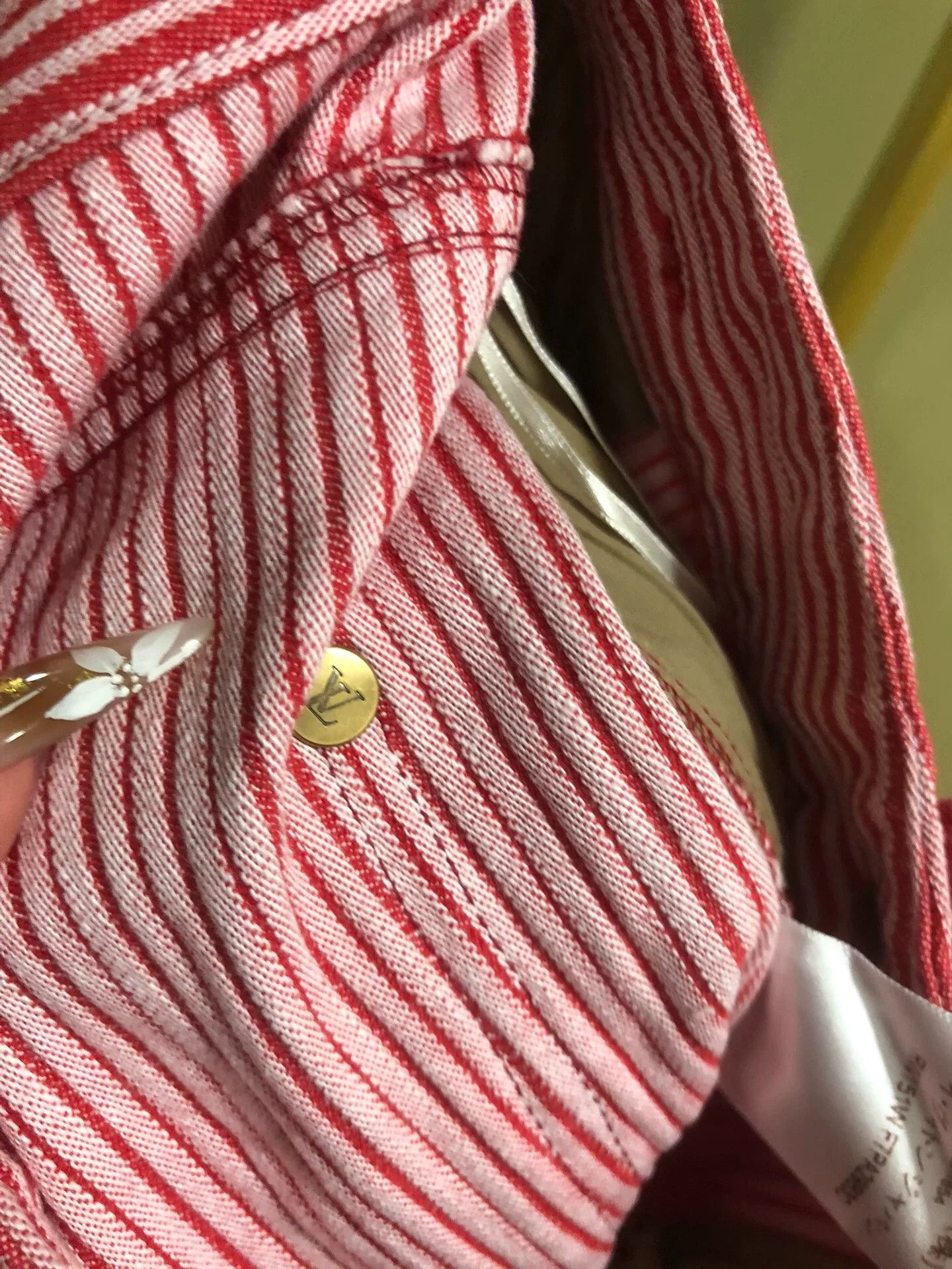 Louis Vuitton Louis Vuitton Red and White Striped Pants Size 40" / US 18 - 9 Thumbnail
