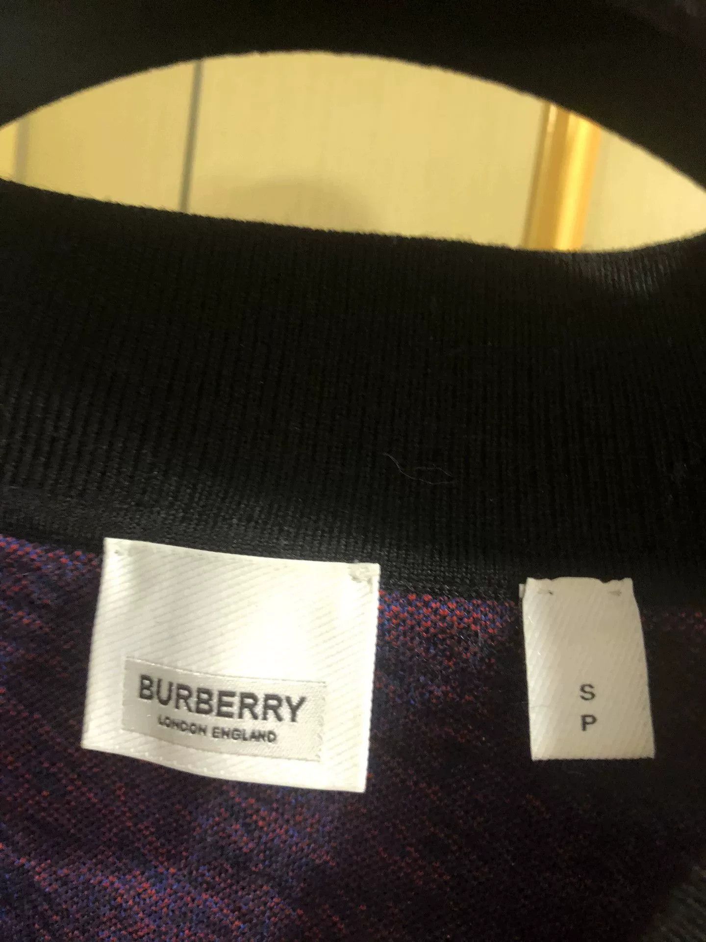 Burberry Burberry Knit Sweater with V-Neck Size S / US 4 / IT 40 - 6 Thumbnail