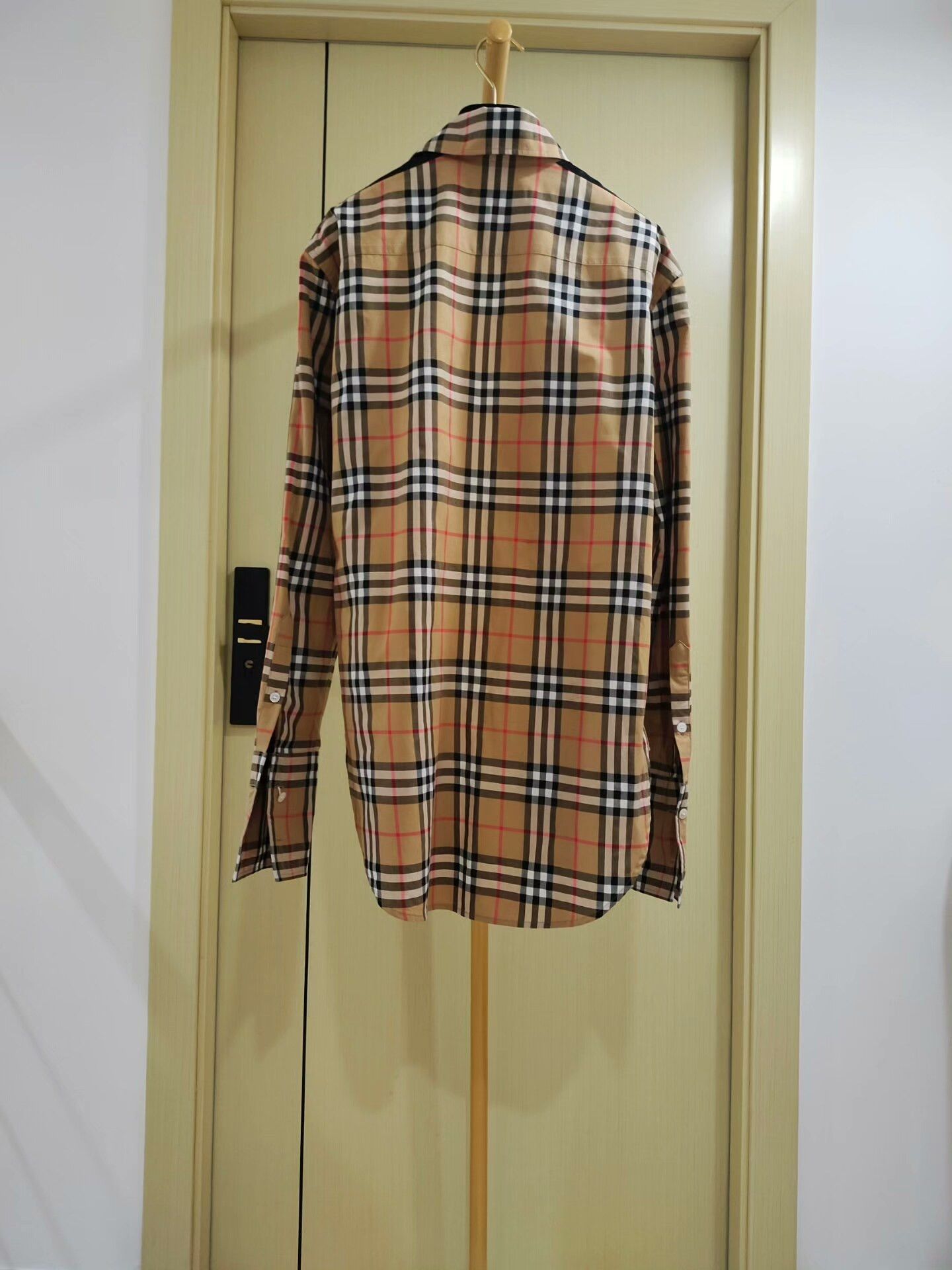 Burberry Burberry Classic Check Coat Clarification Size US M / EU 48-50 / 2 - 2 Thumbnail