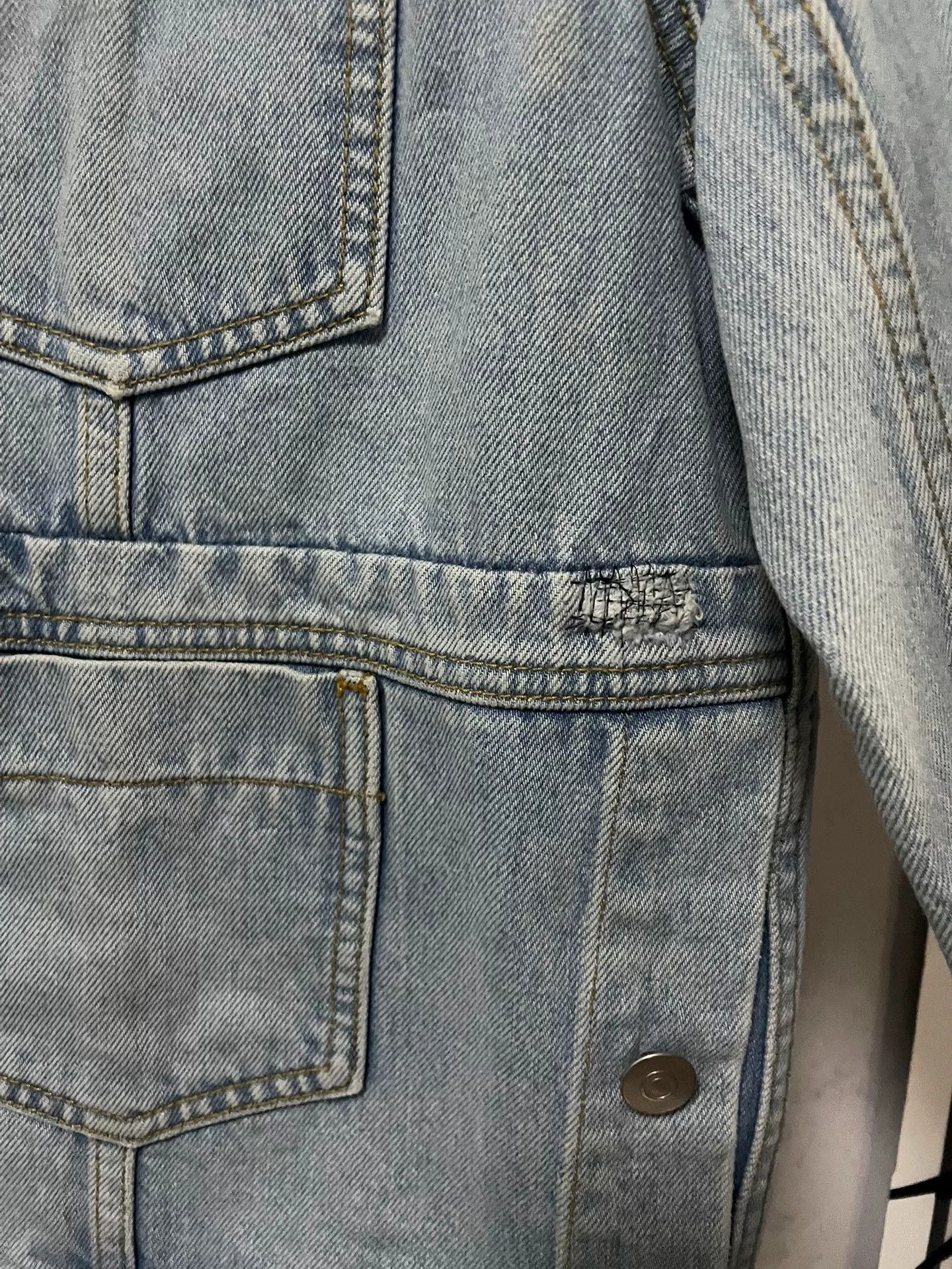 Maison Margiela Maison Margiela Denim Jacket with Pockets Size US M / EU 48-50 / 2 - 4 Thumbnail