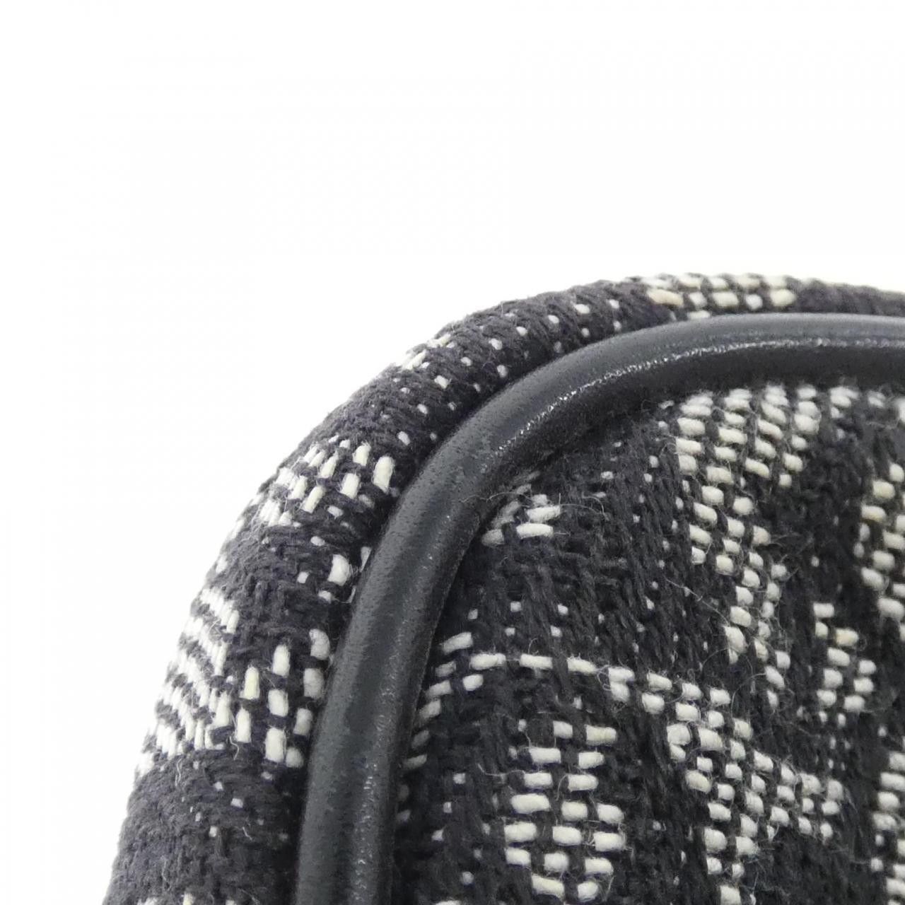 Dior Dior Christian Dior Canvas Pouch Textile Other DUTY FREE for USA Size ONE SIZE - 2 Thumbnail