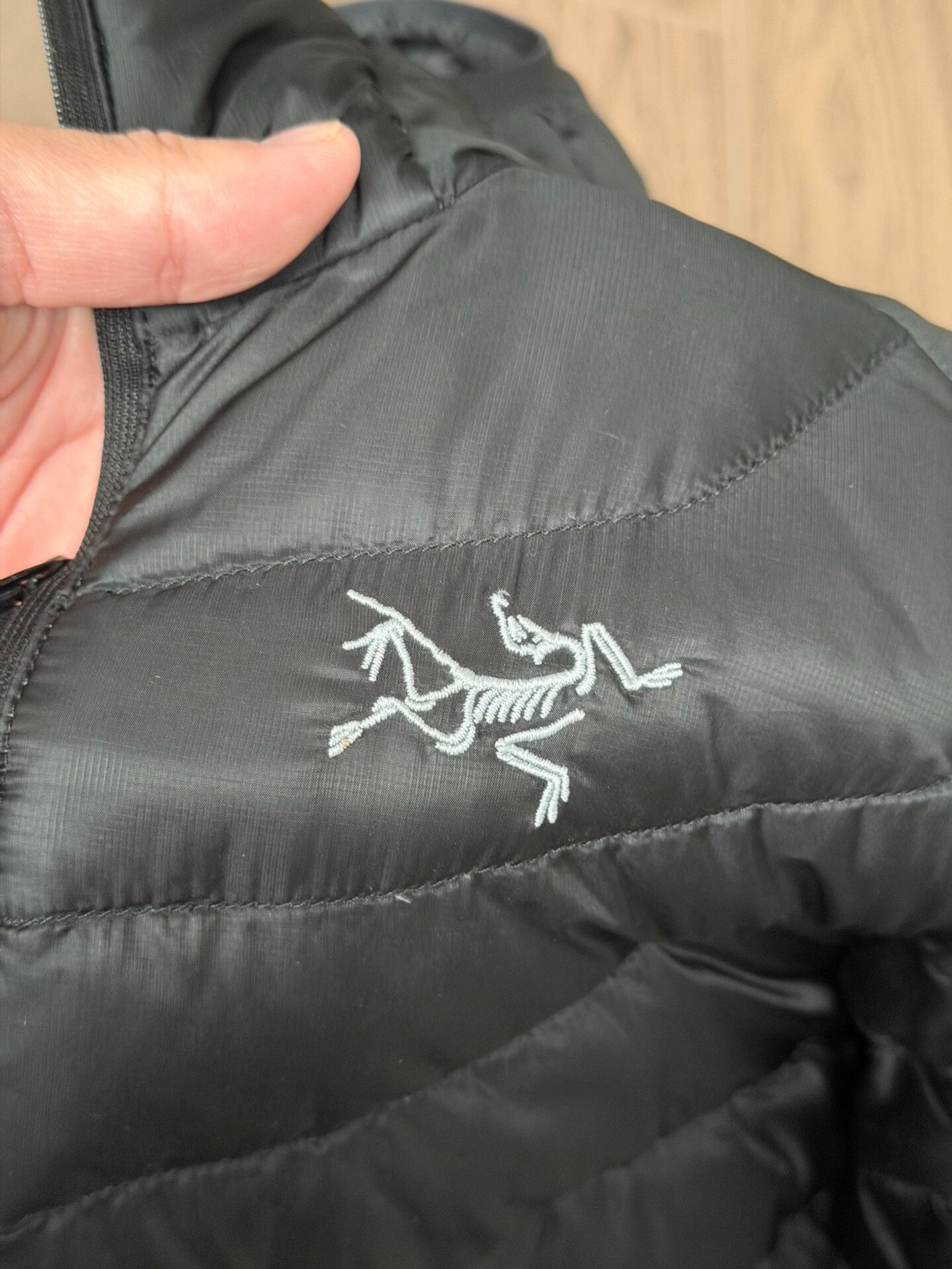 Arc'teryx Arcteryx Cerium LT Hoody Women's Jacket Size XS / US 0-2 / IT 36-38 - 2 Thumbnail