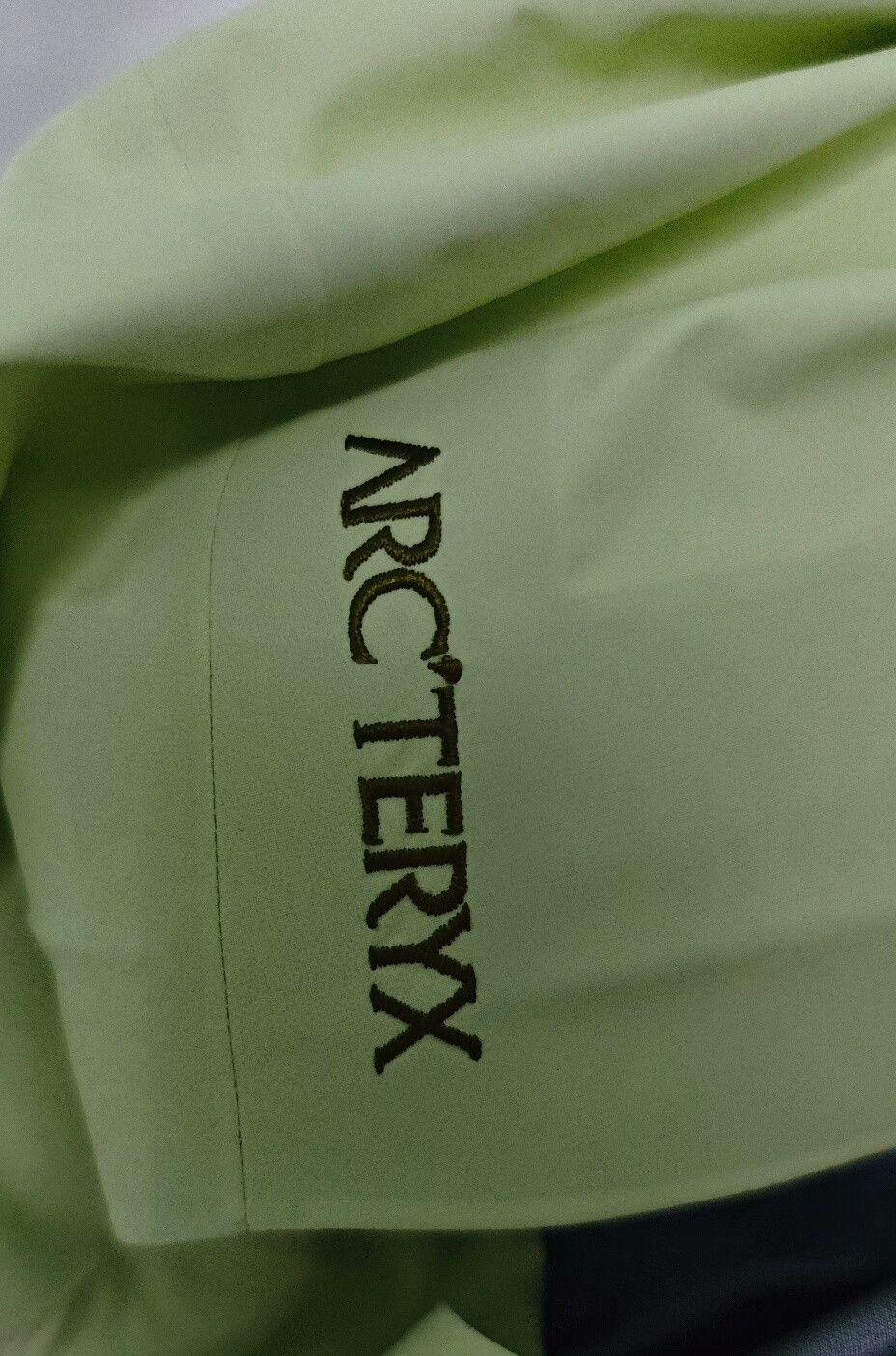 Arc'teryx Arcteryx Beta Jacket for Men Size US L / EU 52-54 / 3 - 4 Thumbnail