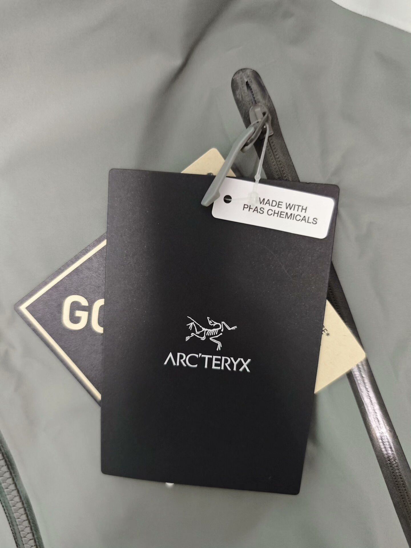 Arc'teryx Arcteryx Beta AR Jacket for Men Size US S / EU 44-46 / 1 - 4 Thumbnail