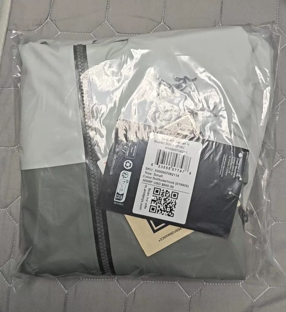 Arc'teryx Arcteryx Beta AR Jacket for Men Size US S / EU 44-46 / 1 - 9 Thumbnail