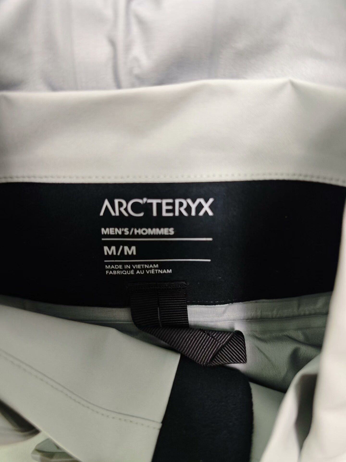 Arc'teryx Arcteryx Beta AR Jacket for Men Size US S / EU 44-46 / 1 - 7 Thumbnail