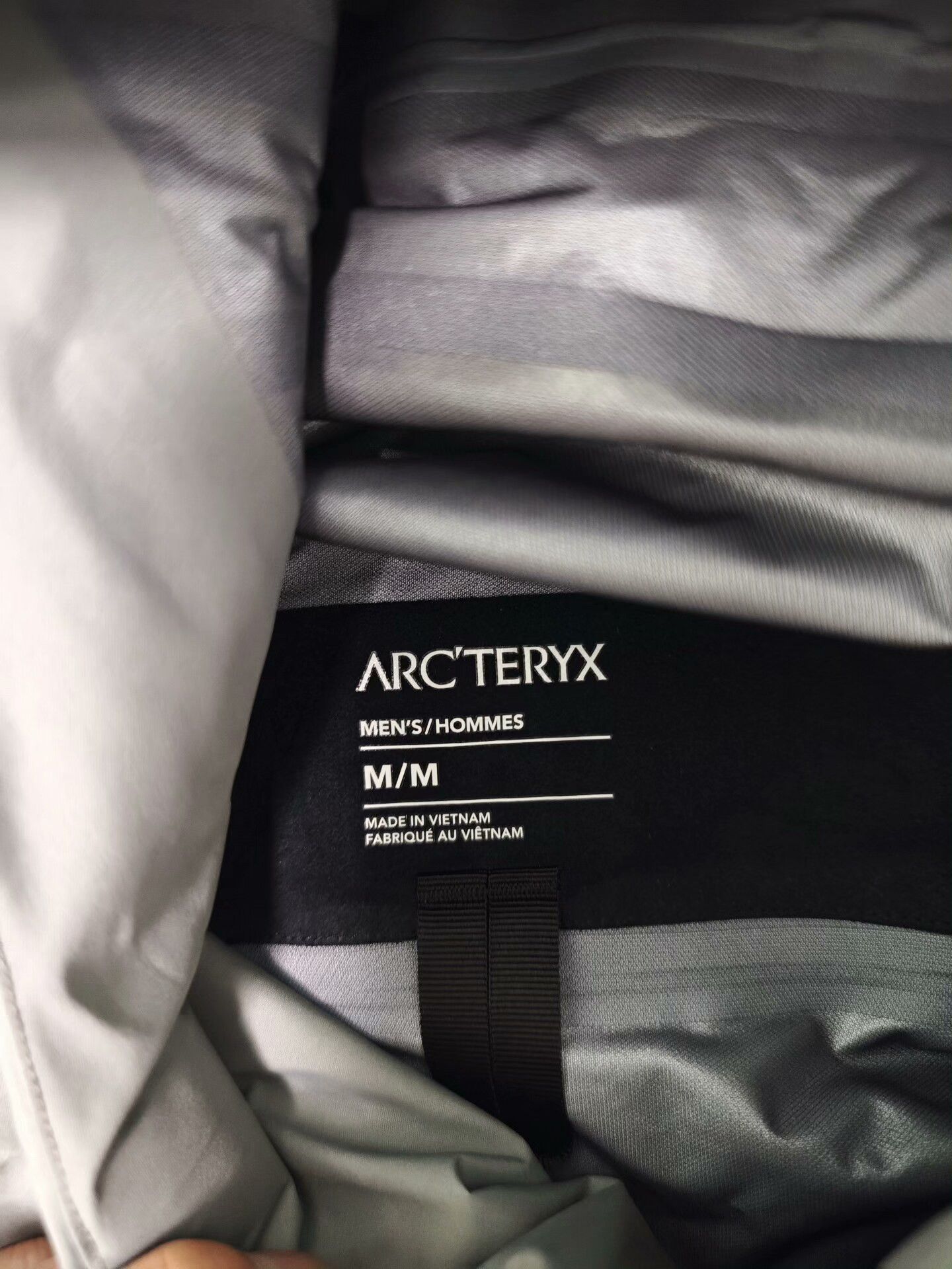 Arc'teryx Arcteryx Beta SL Gore-Tex Men's Jacket Size US S / EU 44-46 / 1 - 9 Thumbnail