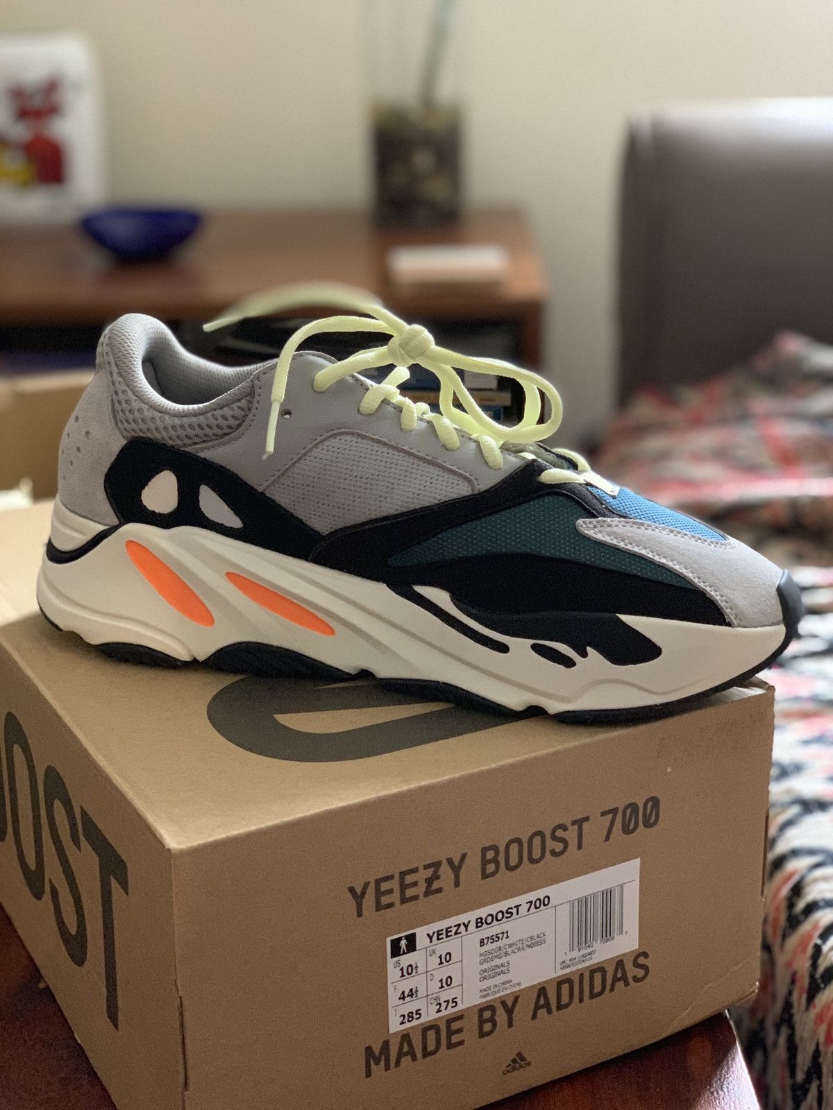 YEEZY BOOST 700 ウェーブランナー 27.5