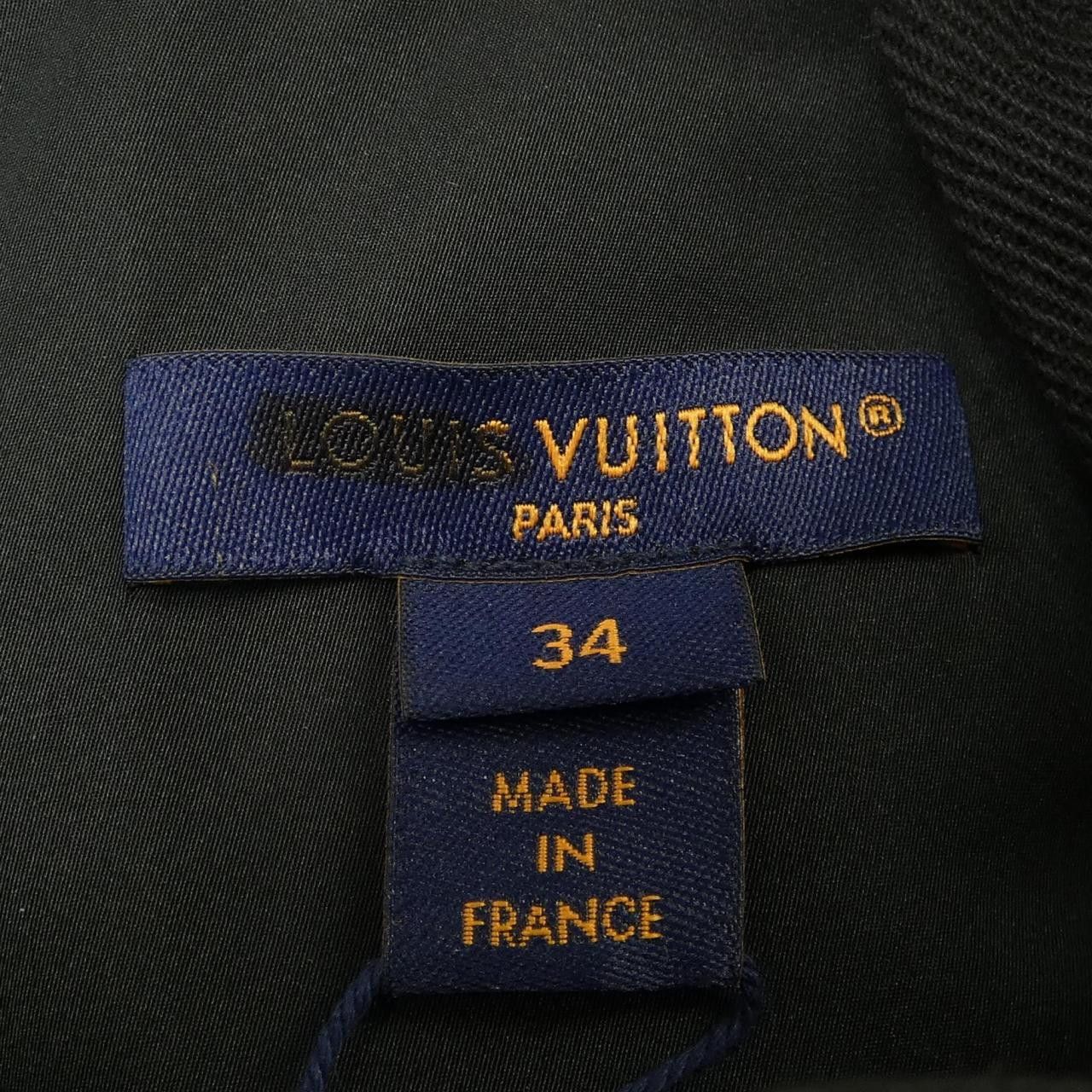 Louis Vuitton Louis Vuitton Louis Vuitton FOBL58BT9 Vest Textile Tops FOBL58BT9 DUTY FREE for USA Size ONE SIZE - 4 Thumbnail
