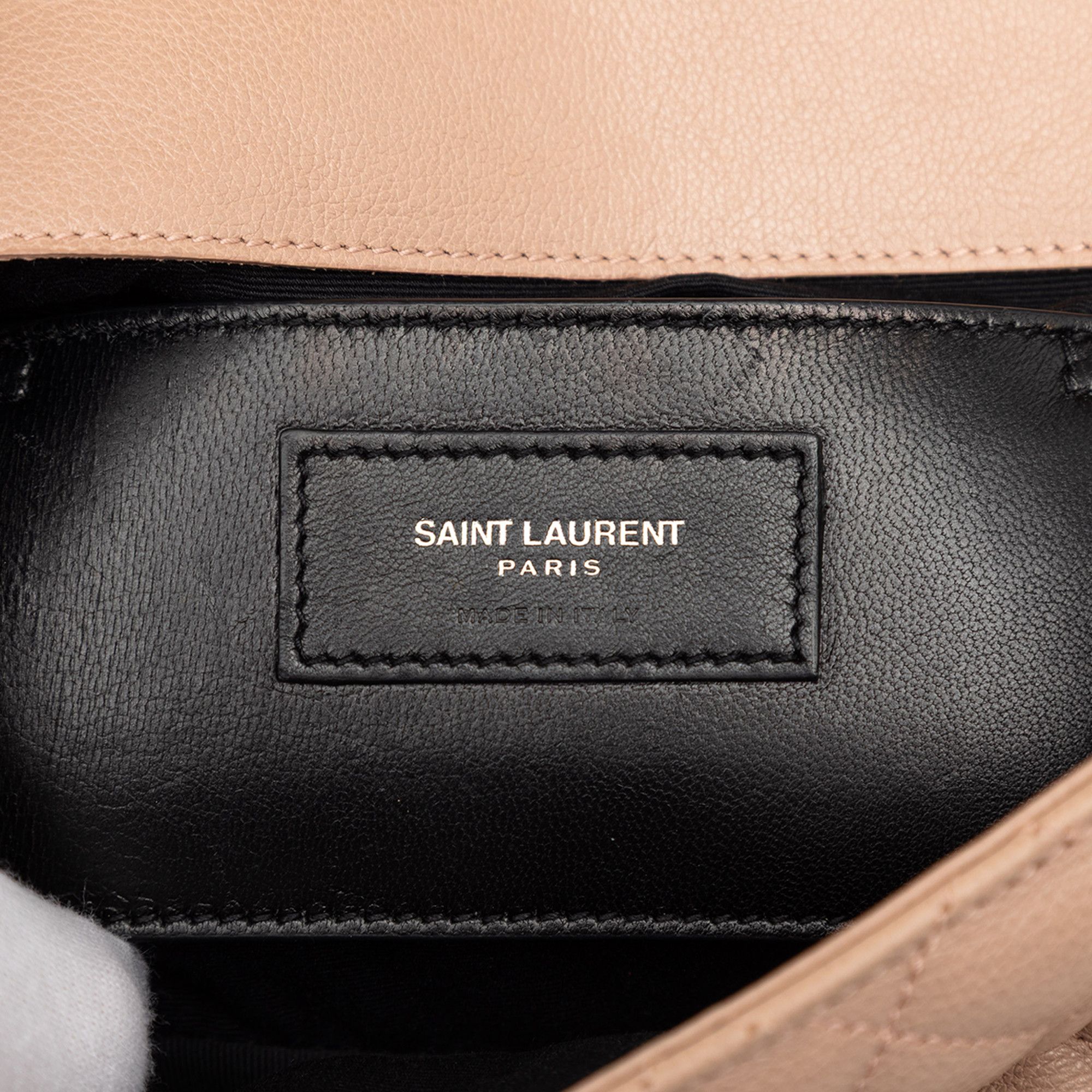 Yves Saint Laurent Yves Saint Laurent Medium Sheepskin Triquilt Monogram College Bag Size ONE SIZE - 5 Thumbnail