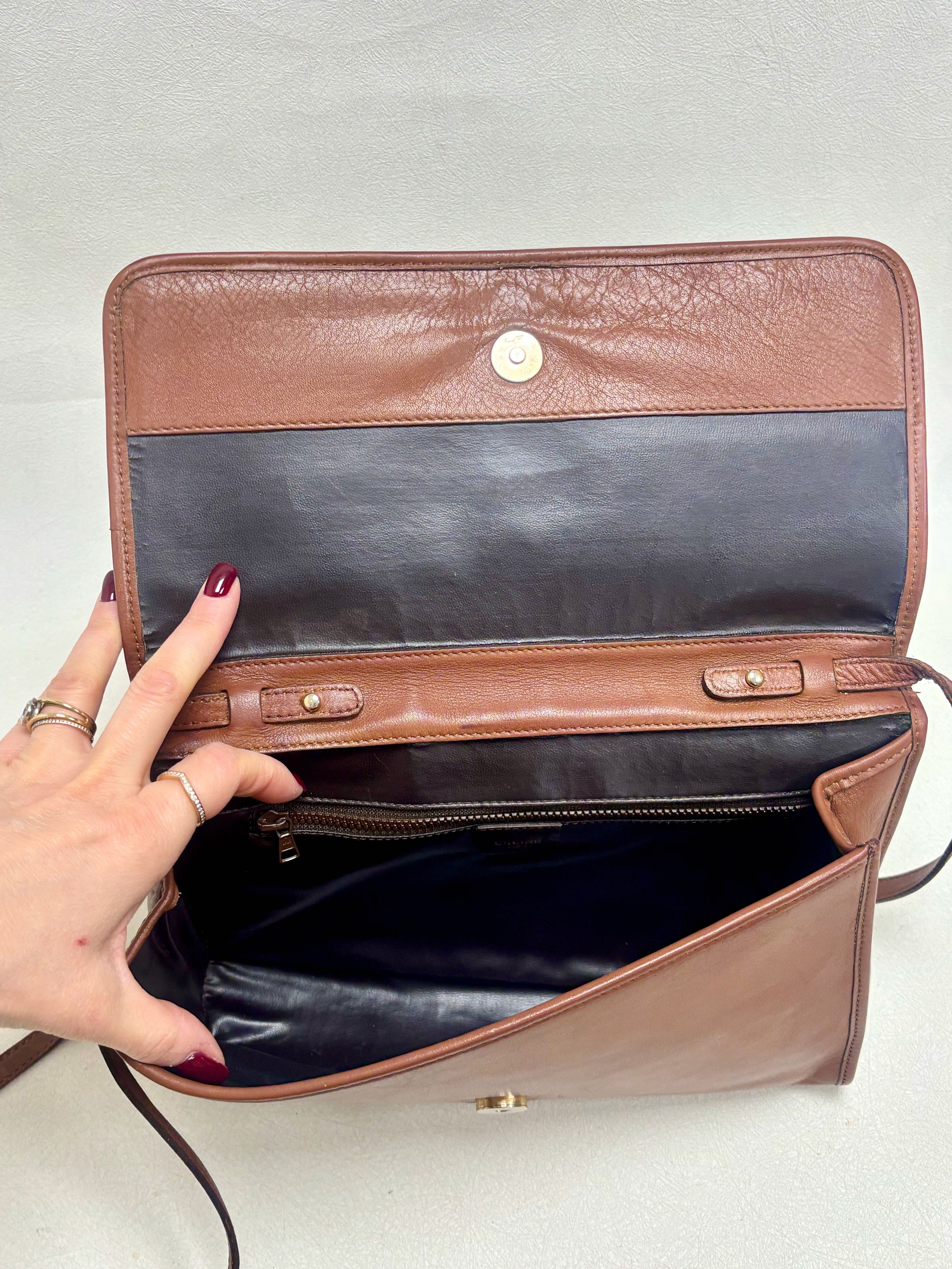 Celine CÉLINE Sac Triomphe CrossBody Size ONE SIZE - 7 Thumbnail