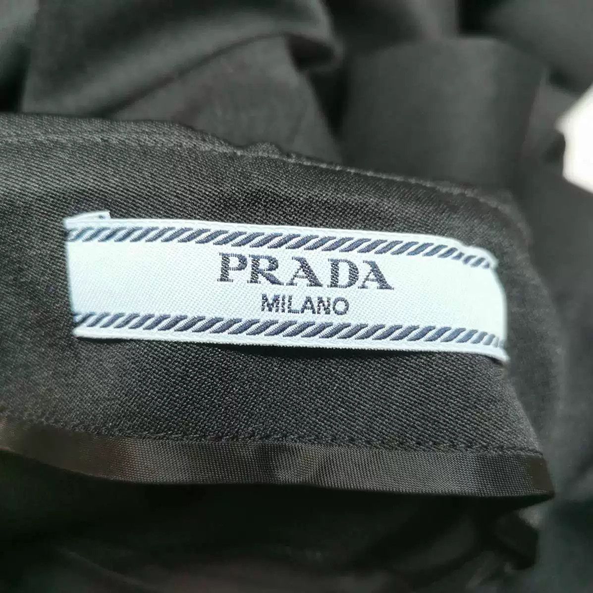 Prada Prada Color-Block Pleated Skirt Size 38 Size 38" / US 16 / IT 52 - 3 Thumbnail