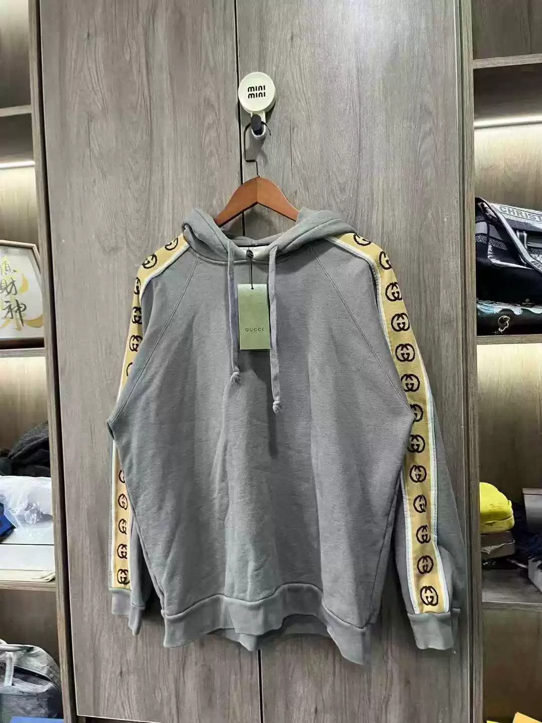 Gucci Gucci Gray Hoodie with Yellow Stripes Size US L / EU 52-54 / 3 - 3 Thumbnail