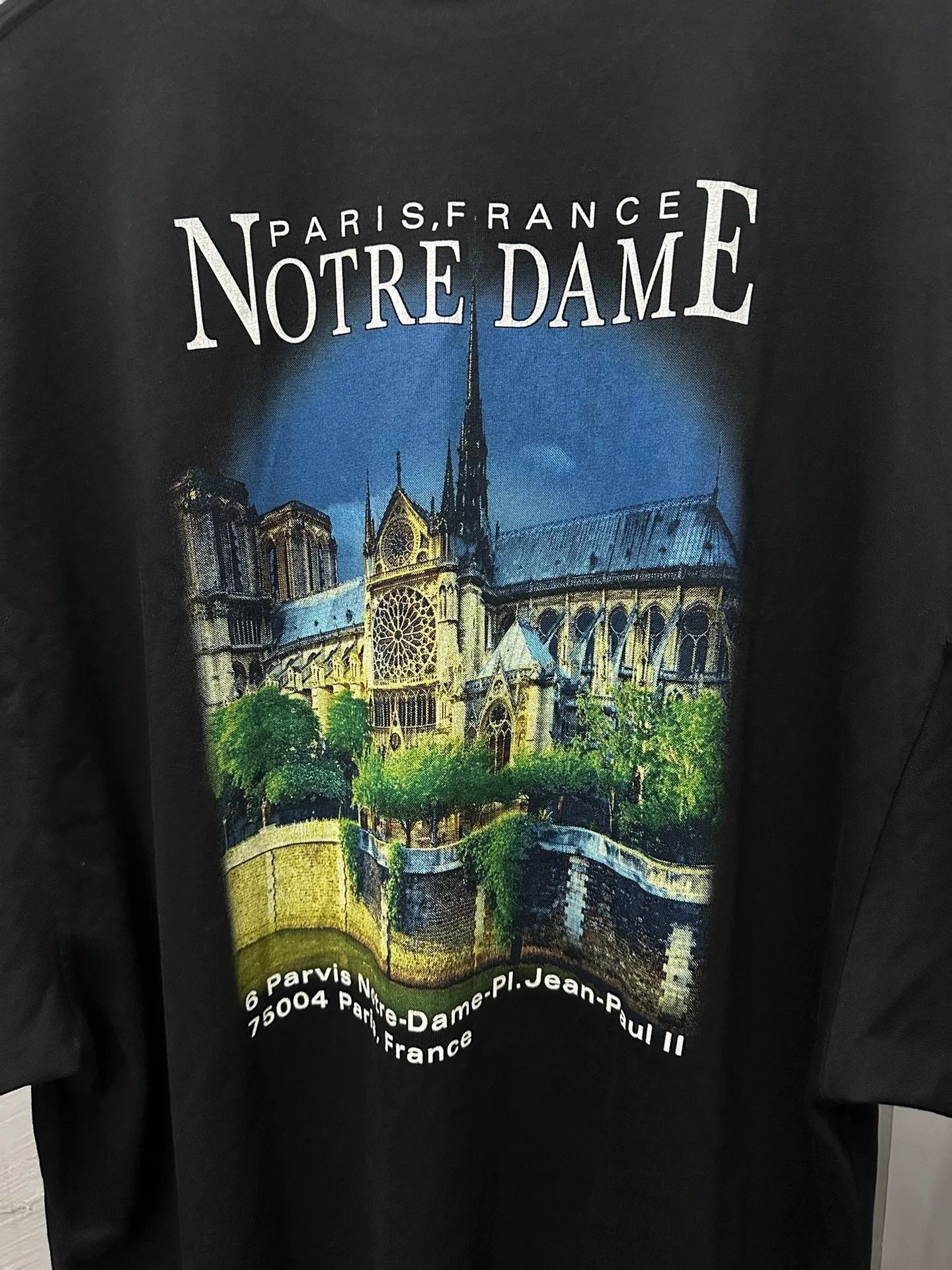 Balenciaga Balenciaga Castle Print Oversized T-Shirt Size US S / EU 44-46 / 1 - 7 Thumbnail