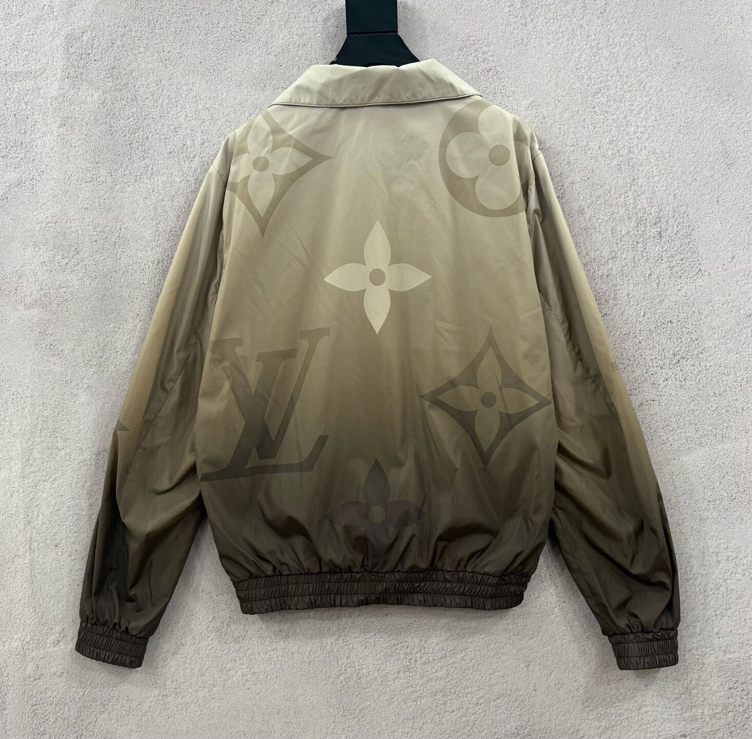 Louis Vuitton Louis Vuitton Brown Logo Zip-Up Jacket Size US S / EU 44-46 / 1 - 2 Thumbnail