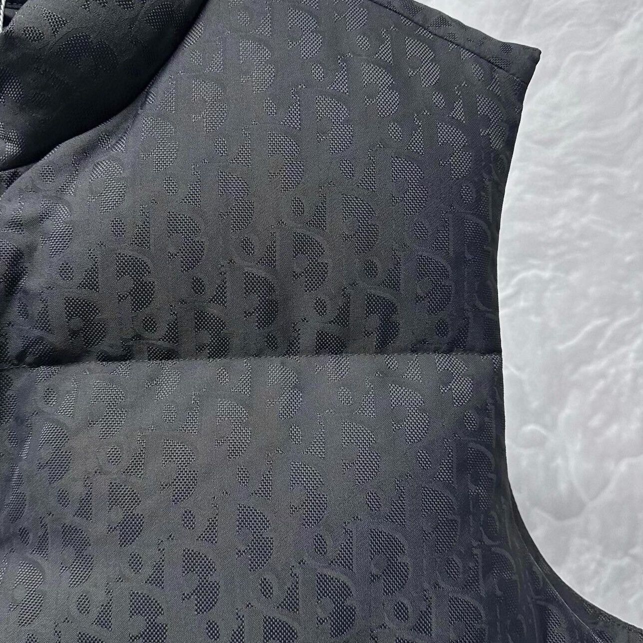 Dior DIOR Oblique Pattern Stand Collar Puffy Vest Size US S / EU 44-46 / 1 - 5 Thumbnail
