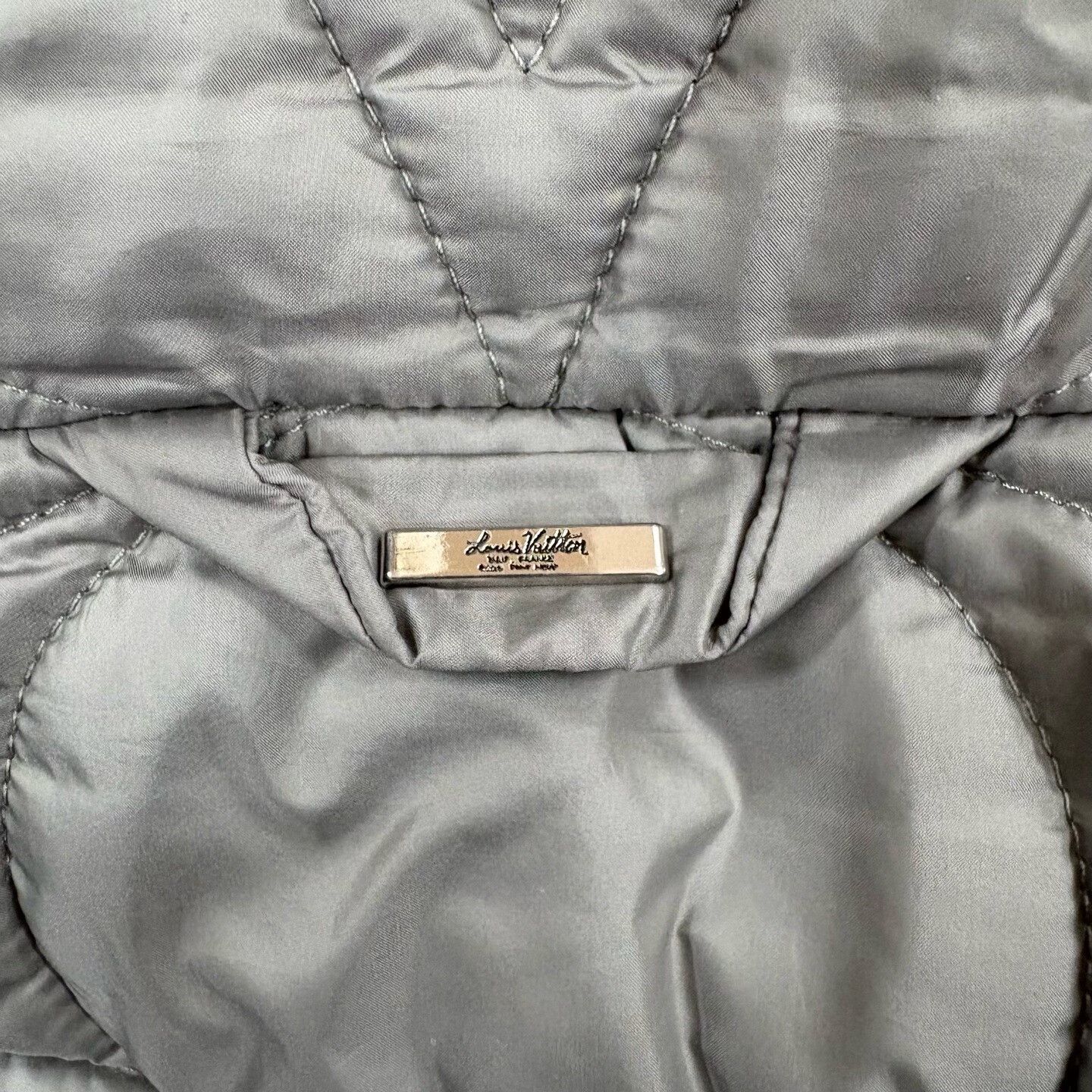 Louis Vuitton Louis Vuitton Gray Reversible Puffer Jacket Size US M / EU 48-50 / 2 - 5 Thumbnail