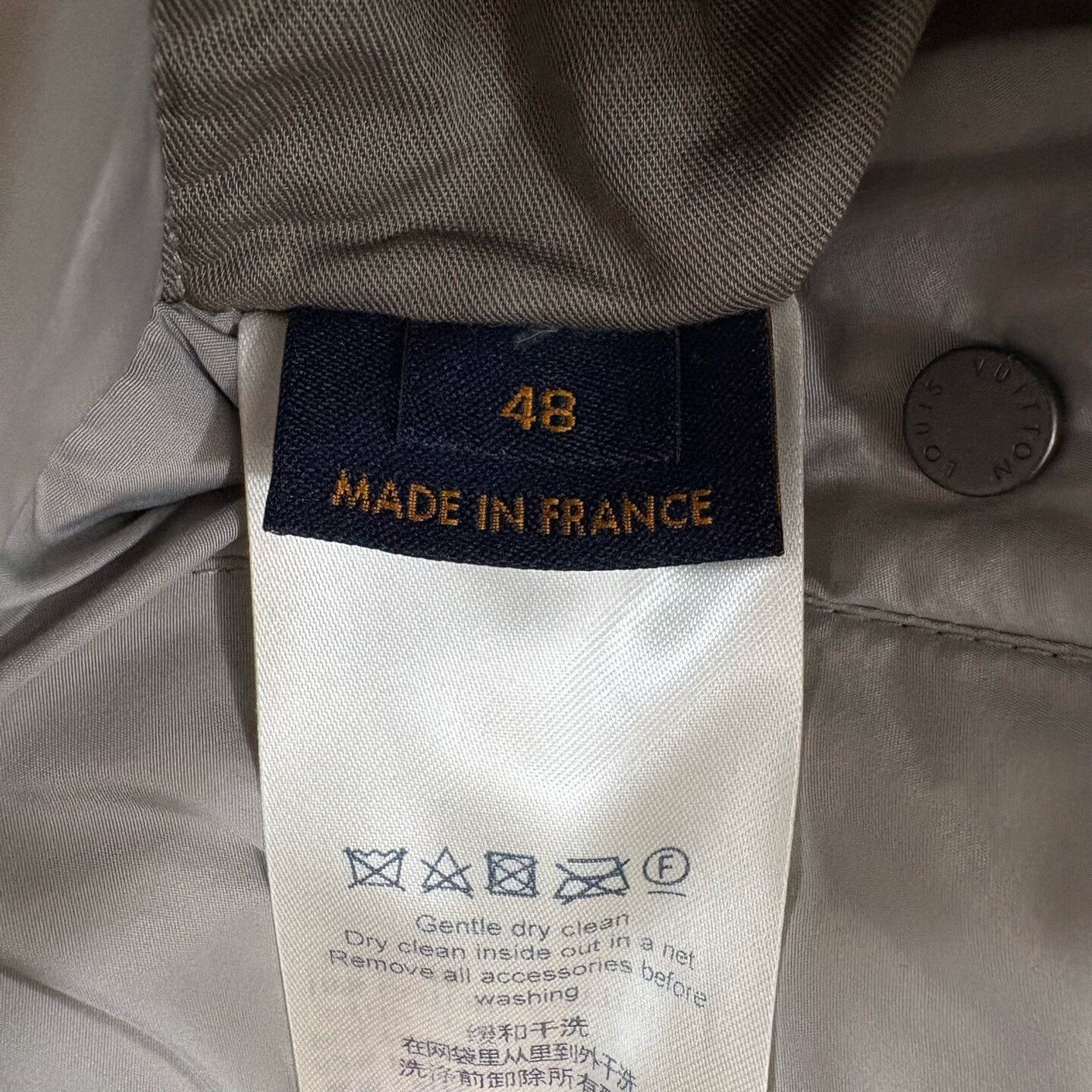 Louis Vuitton Louis Vuitton Gray Reversible Puffer Jacket Size US M / EU 48-50 / 2 - 7 Thumbnail