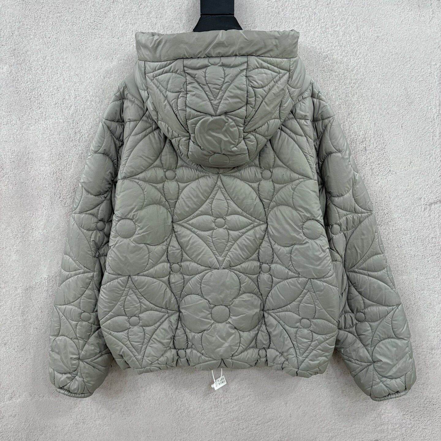 Louis Vuitton Louis Vuitton Gray Reversible Puffer Jacket Size US M / EU 48-50 / 2 - 2 Thumbnail