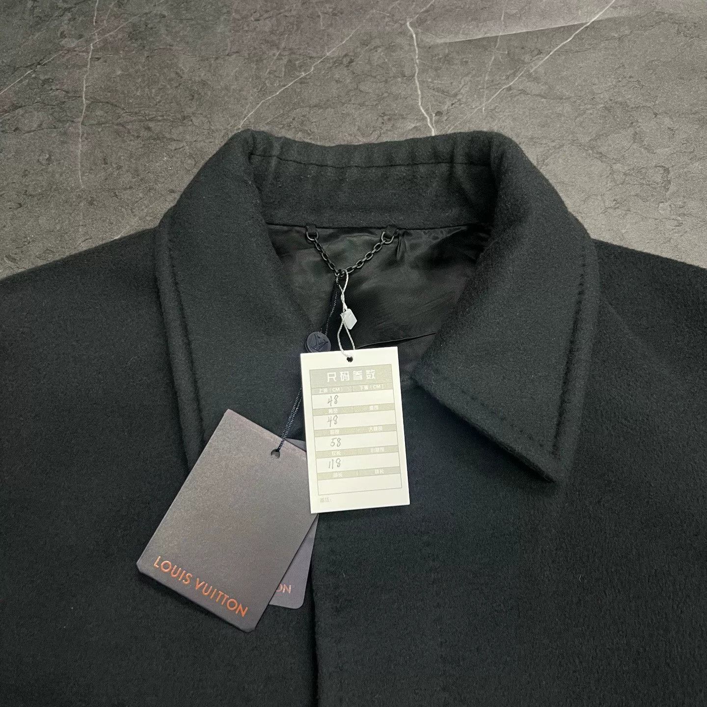 Louis Vuitton Louis Vuitton Black Wool Blend Coat Size US M / EU 48-50 / 2 - 3 Thumbnail