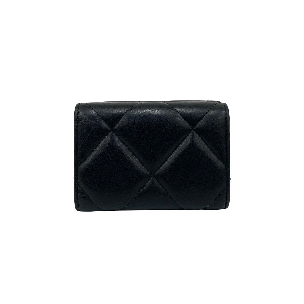 Chanel Chanel Chanel Chanel19 Lambskin Wallet Leather Short Wallet DUTY FREE for USA Size ONE SIZE - 3 Thumbnail