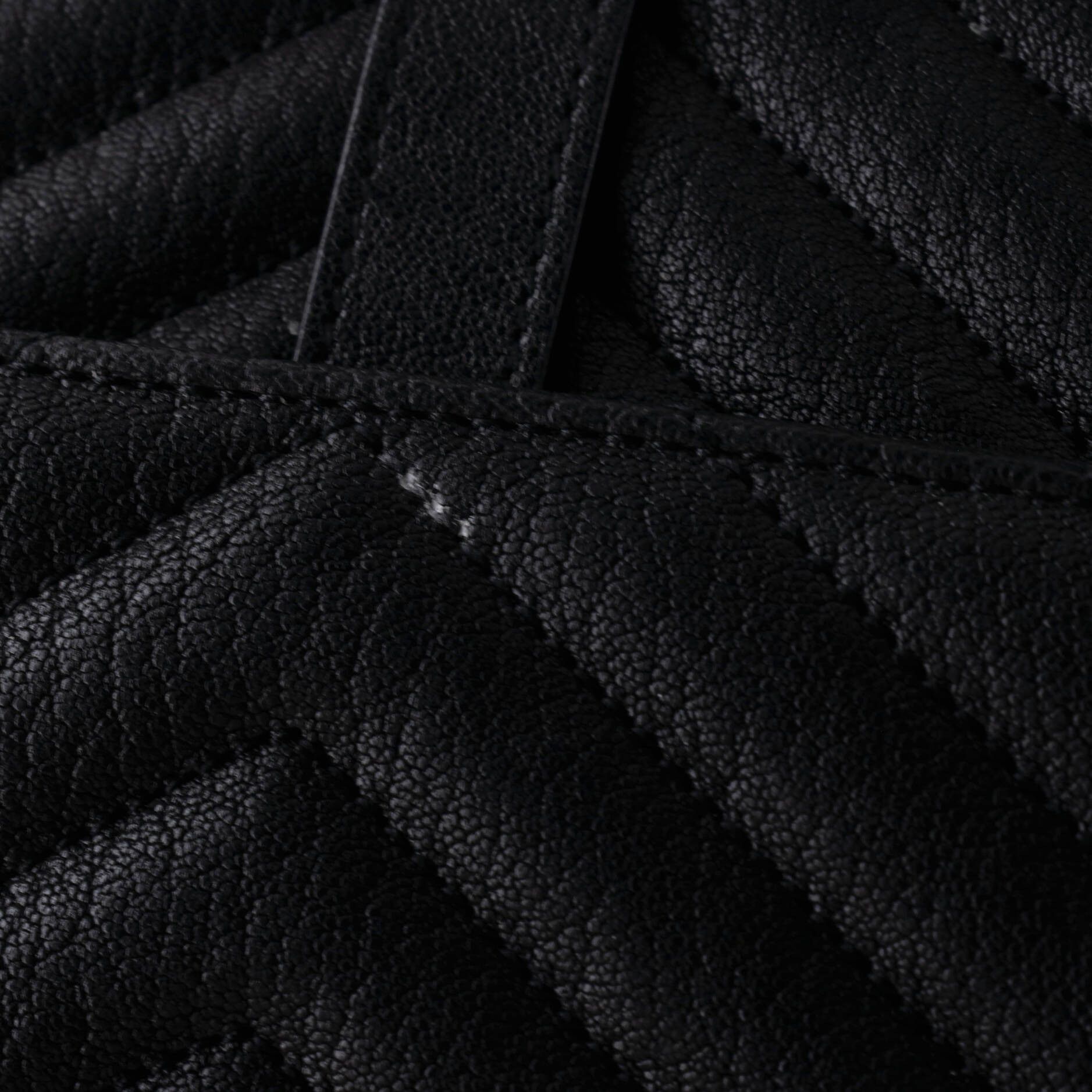 Saint Laurent Paris Classic Monogram College Bag Matelasse Chevron Leather Large Size ONE SIZE - 5 Thumbnail