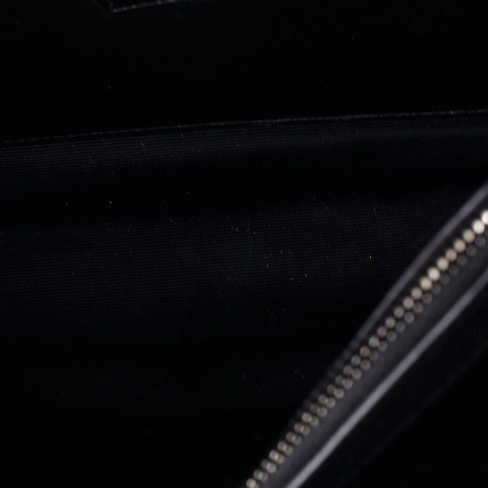 Saint Laurent Paris Classic Monogram College Bag Matelasse Chevron Leather Large Size ONE SIZE - 4 Thumbnail