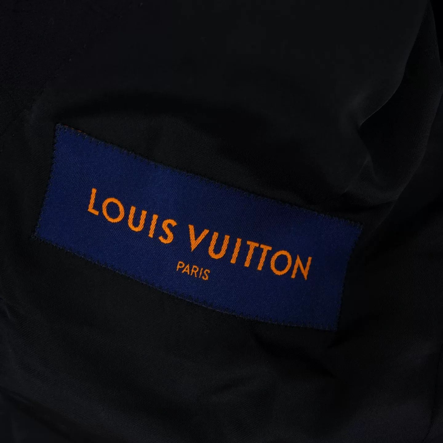 Louis Vuitton Louis Vuitton Black Tailored Suit Jacket Size US S / EU 44-46 / 1 - 4 Thumbnail