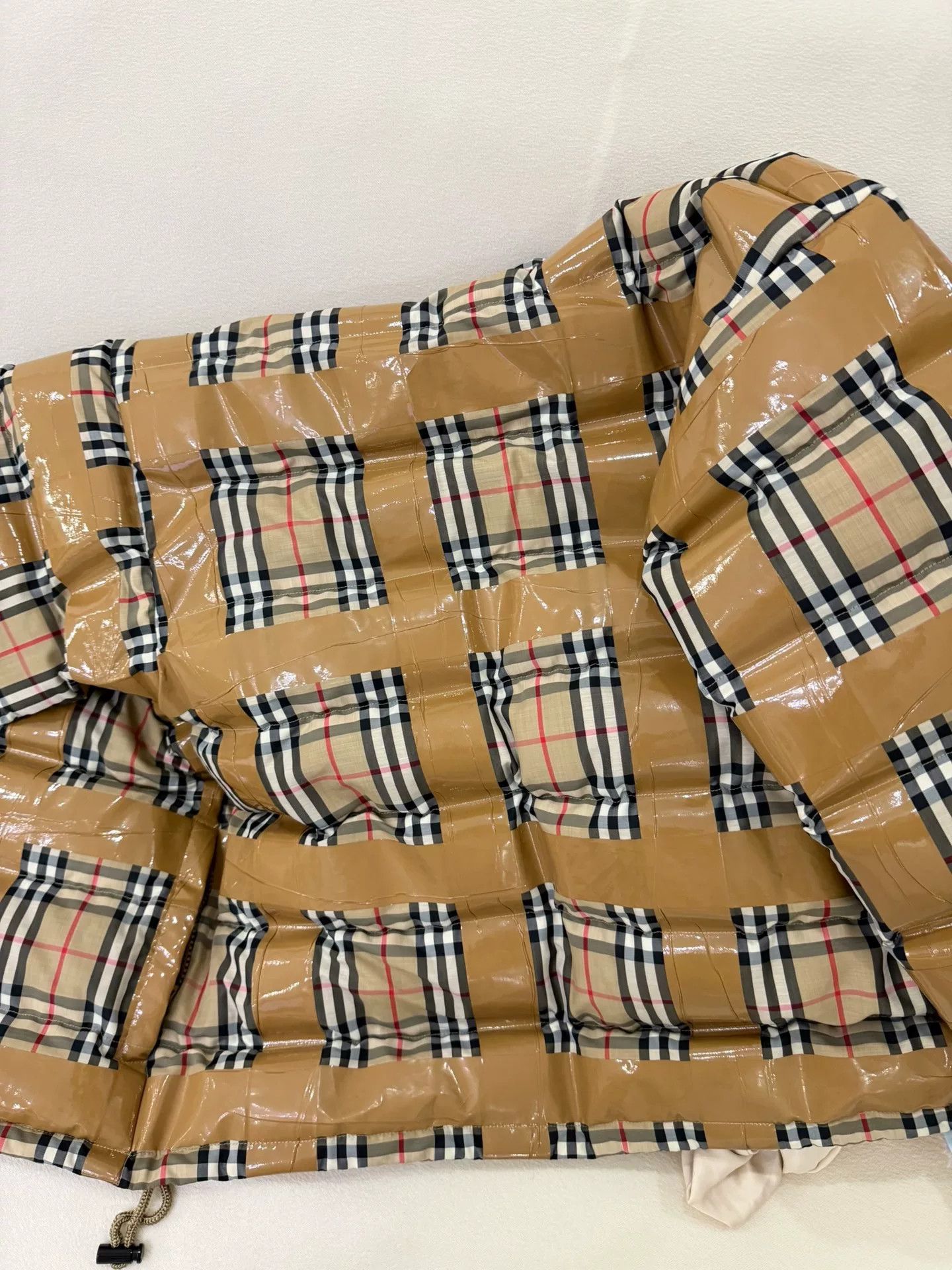 Burberry Burberry Plaid Puffer Jacket for Winter Size US L / EU 52-54 / 3 - 4 Thumbnail