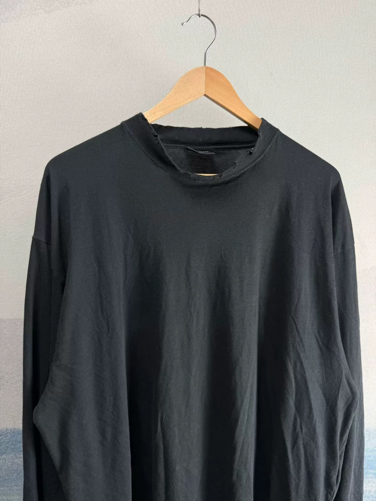 Balenciaga Balenciaga Black Long Sleeve Top with Logo Size US M / EU 48-50 / 2 - 2 Thumbnail