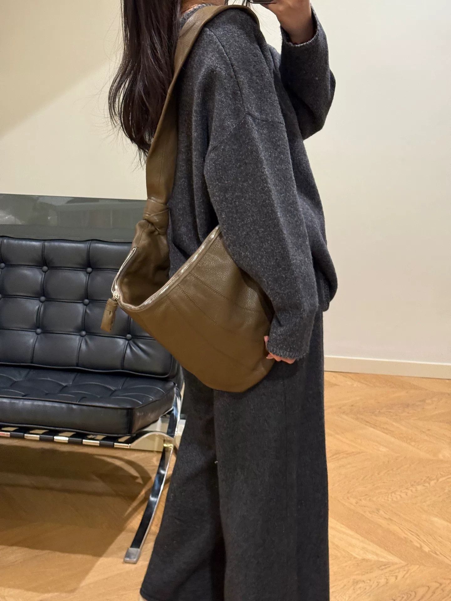 Lemaire Lemaire Large Deep Khaki Leather Bag Size ONE SIZE - 9 Thumbnail