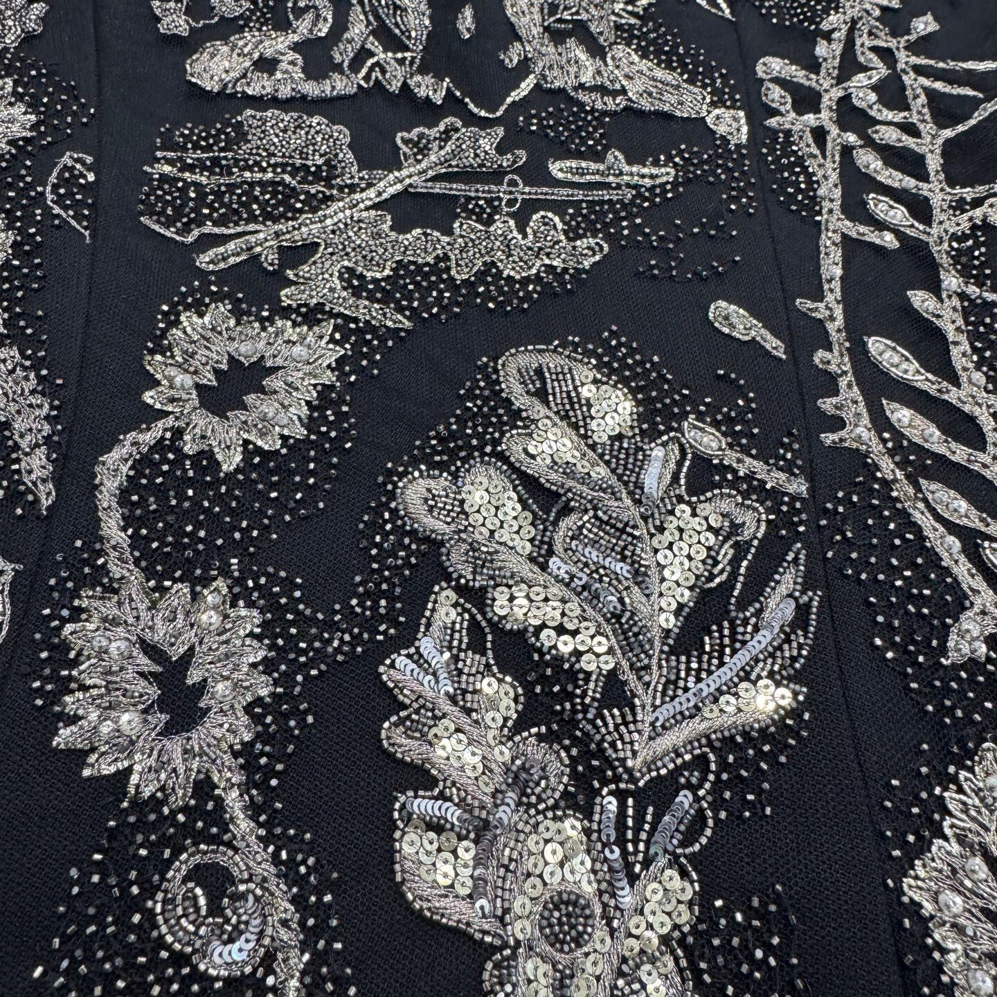 Alexander McQueen Alexander McQueen Embellished Tuxedo Jacket Size US M / EU 48-50 / 2 - 4 Thumbnail