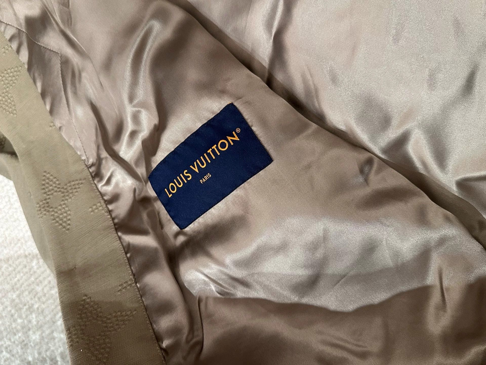 Louis Vuitton Louis Vuitton Monogram Embossed Jacket Size 50 Size US M / EU 48-50 / 2 - 3 Thumbnail