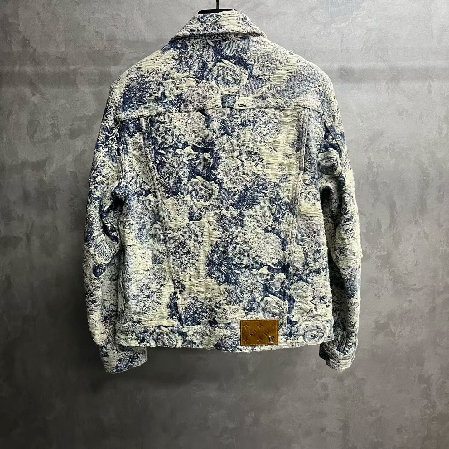 Louis Vuitton Louis Vuitton Blue Floral Denim Jacket Size US S / EU 44-46 / 1 - 2 Thumbnail
