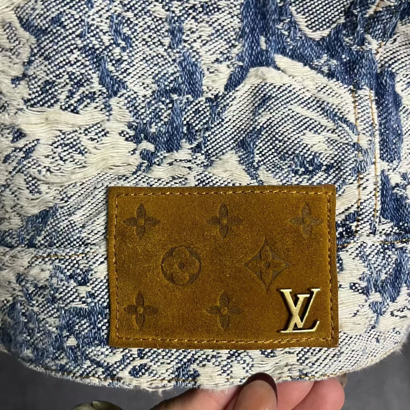 Louis Vuitton Louis Vuitton Blue Floral Denim Jacket Size US S / EU 44-46 / 1 - 4 Thumbnail