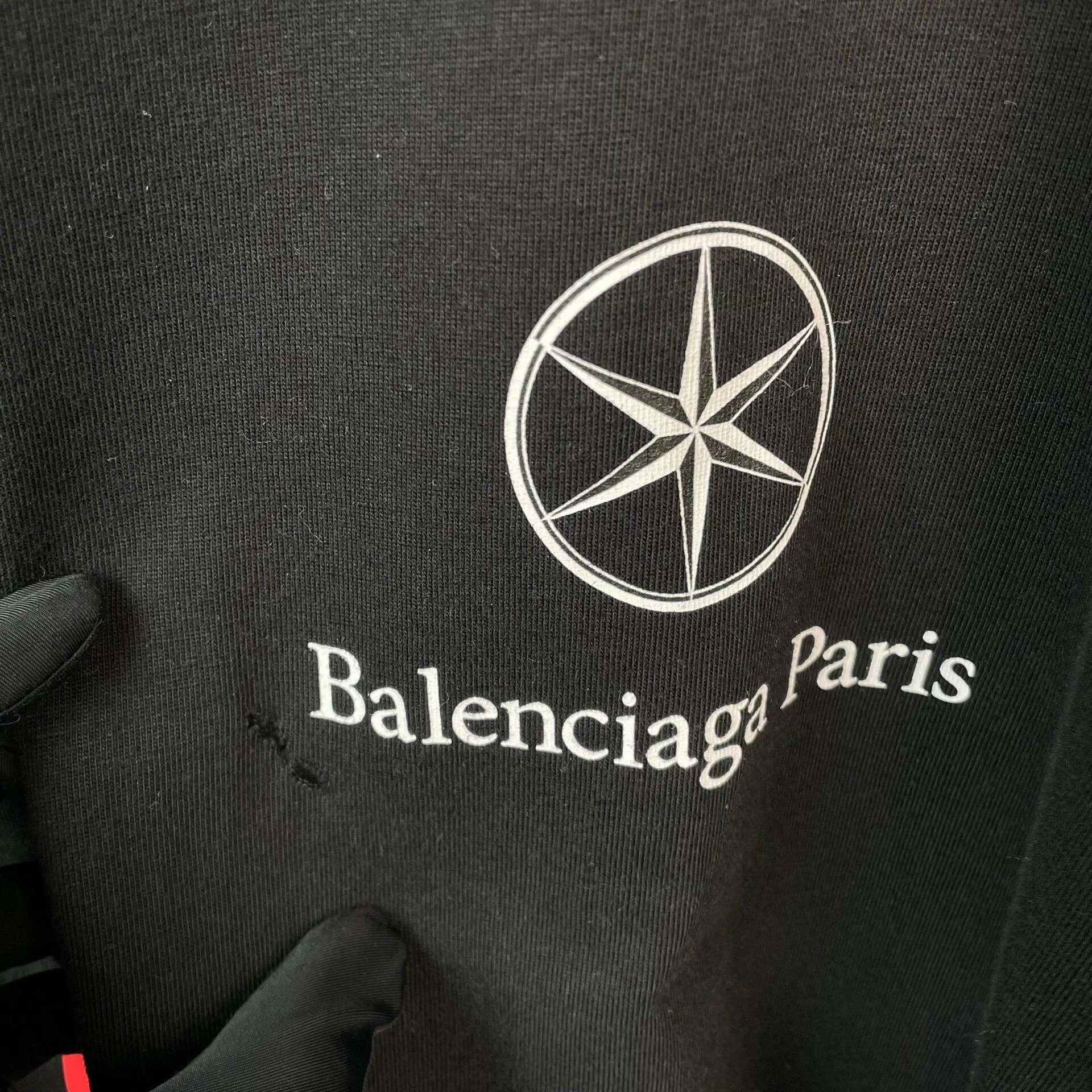 Balenciaga Balenciaga Black Logo Print Long Sleeve Sweatshirt Size US L / EU 52-54 / 3 - 3 Thumbnail