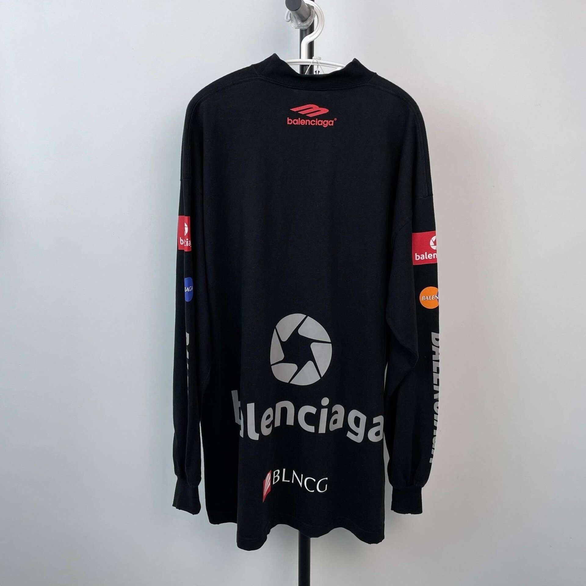 Balenciaga Balenciaga Black Logo Print Long Sleeve Sweatshirt Size US L / EU 52-54 / 3 - 2 Thumbnail