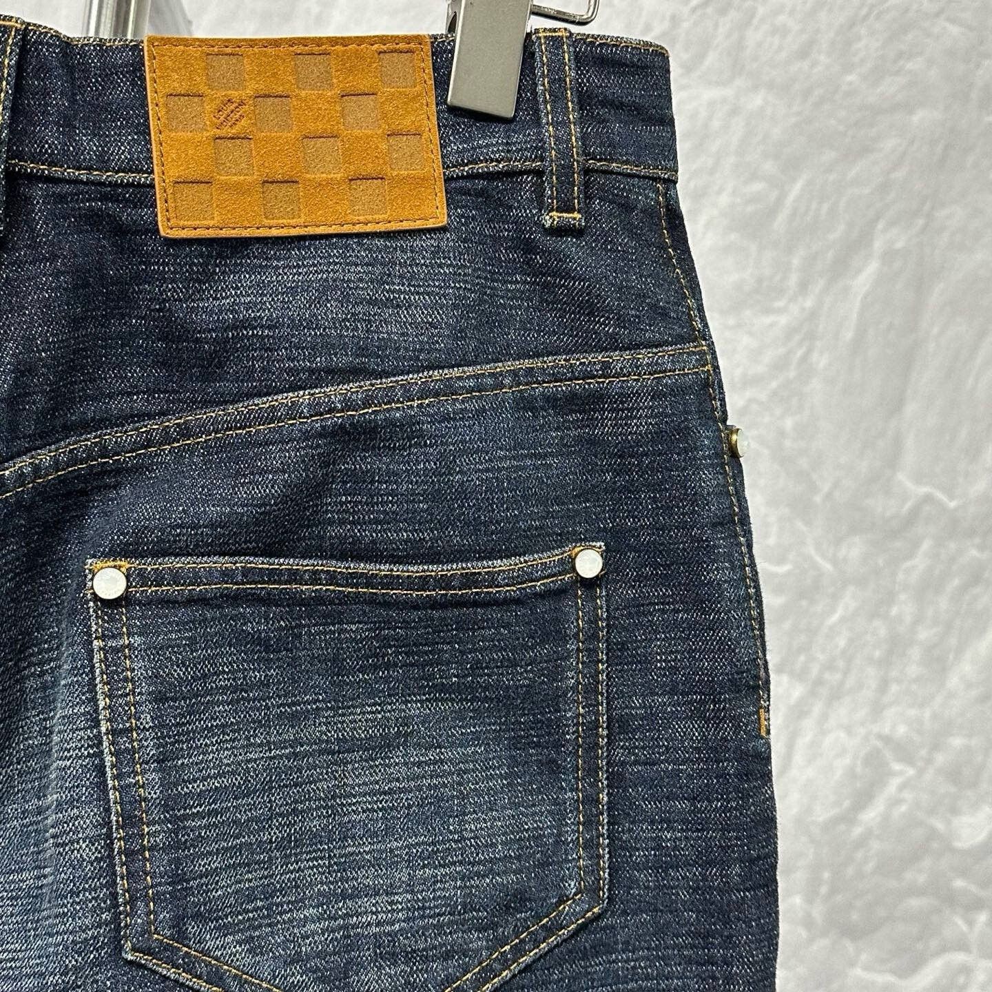 Louis Vuitton Louis Vuitton Nigo Wide-Leg Denim Pants Size US 30 / EU 46 - 3 Thumbnail
